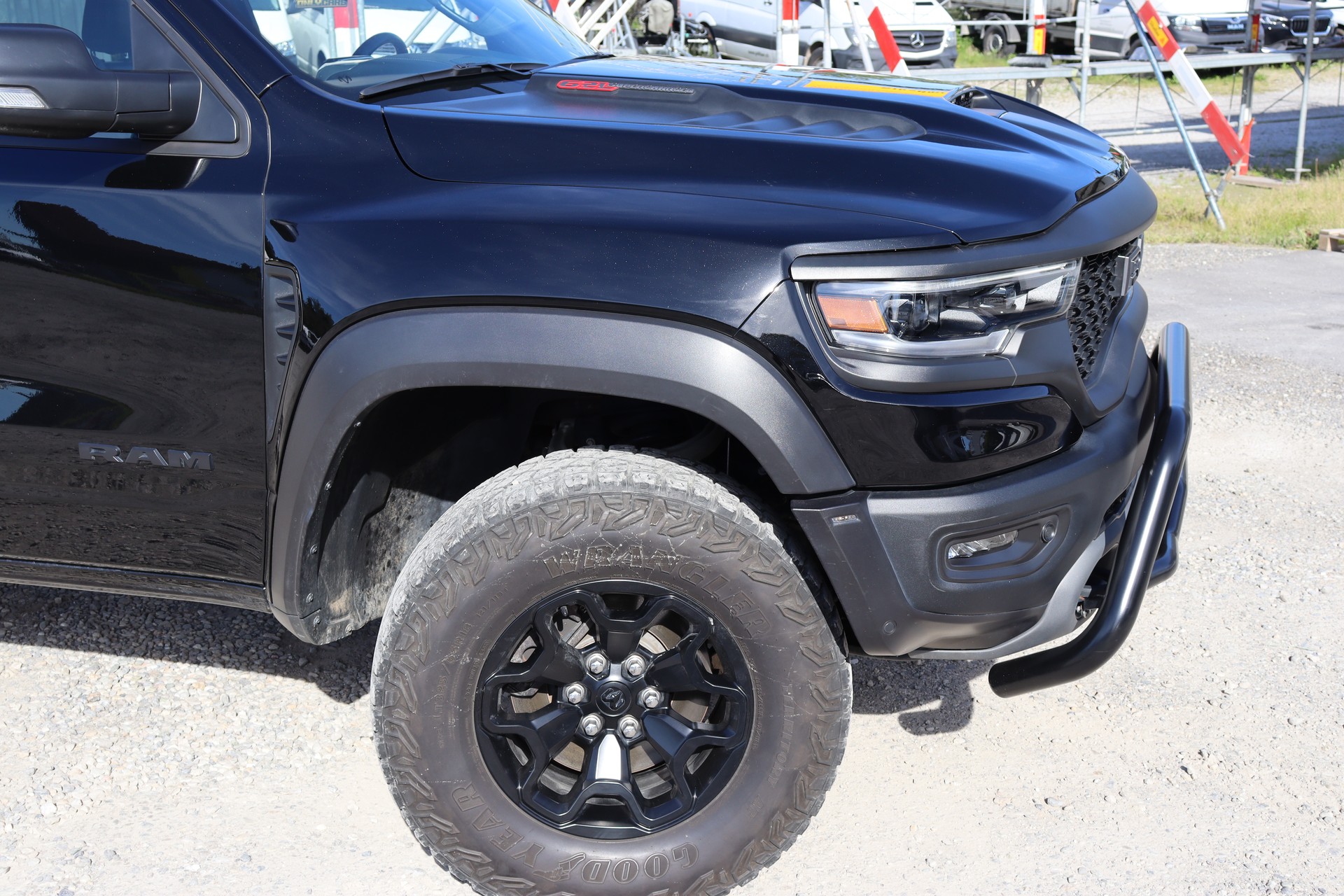 DODGE RAM TRX-image-7
