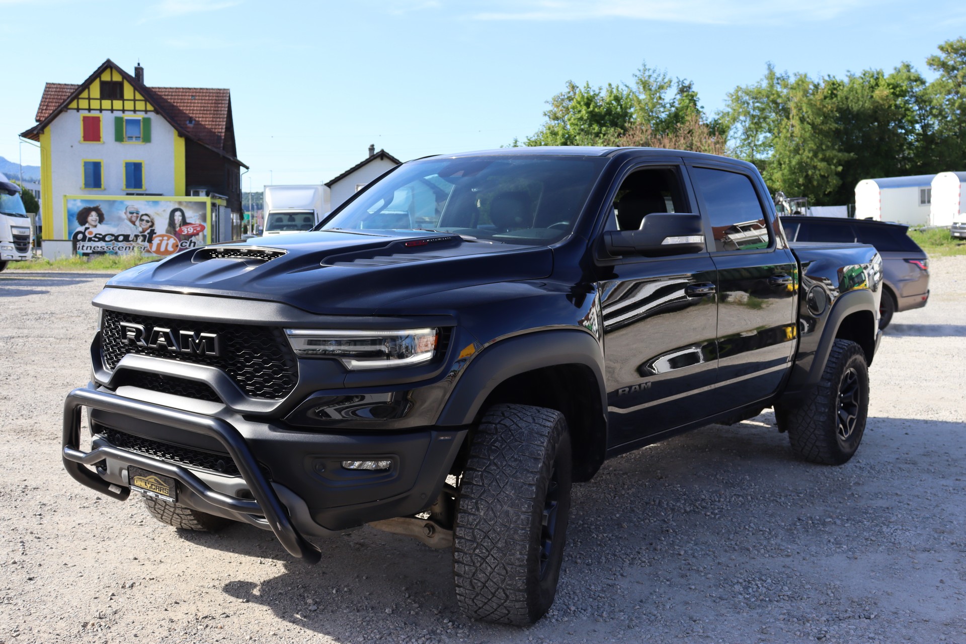 DODGE RAM TRX-showroom-element-3