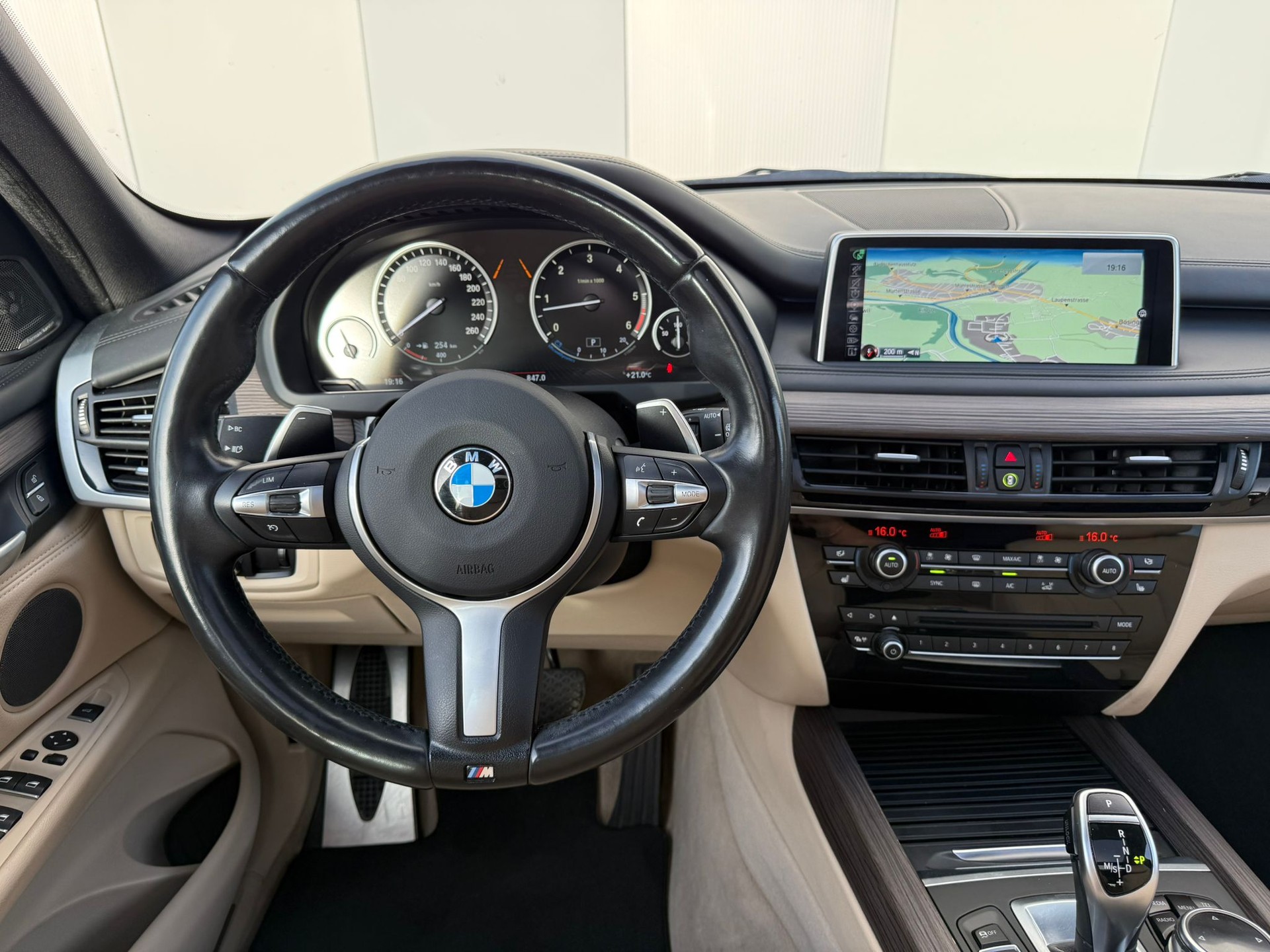 BMW X5 xDrive 40d Steptronic-image-10