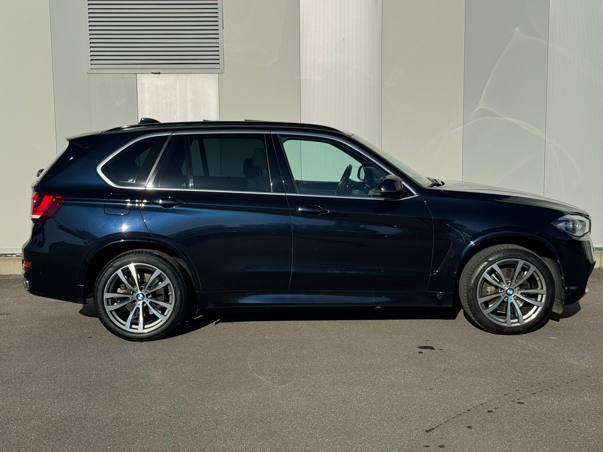 BMW X5 xDrive 40d Steptronic-image-6