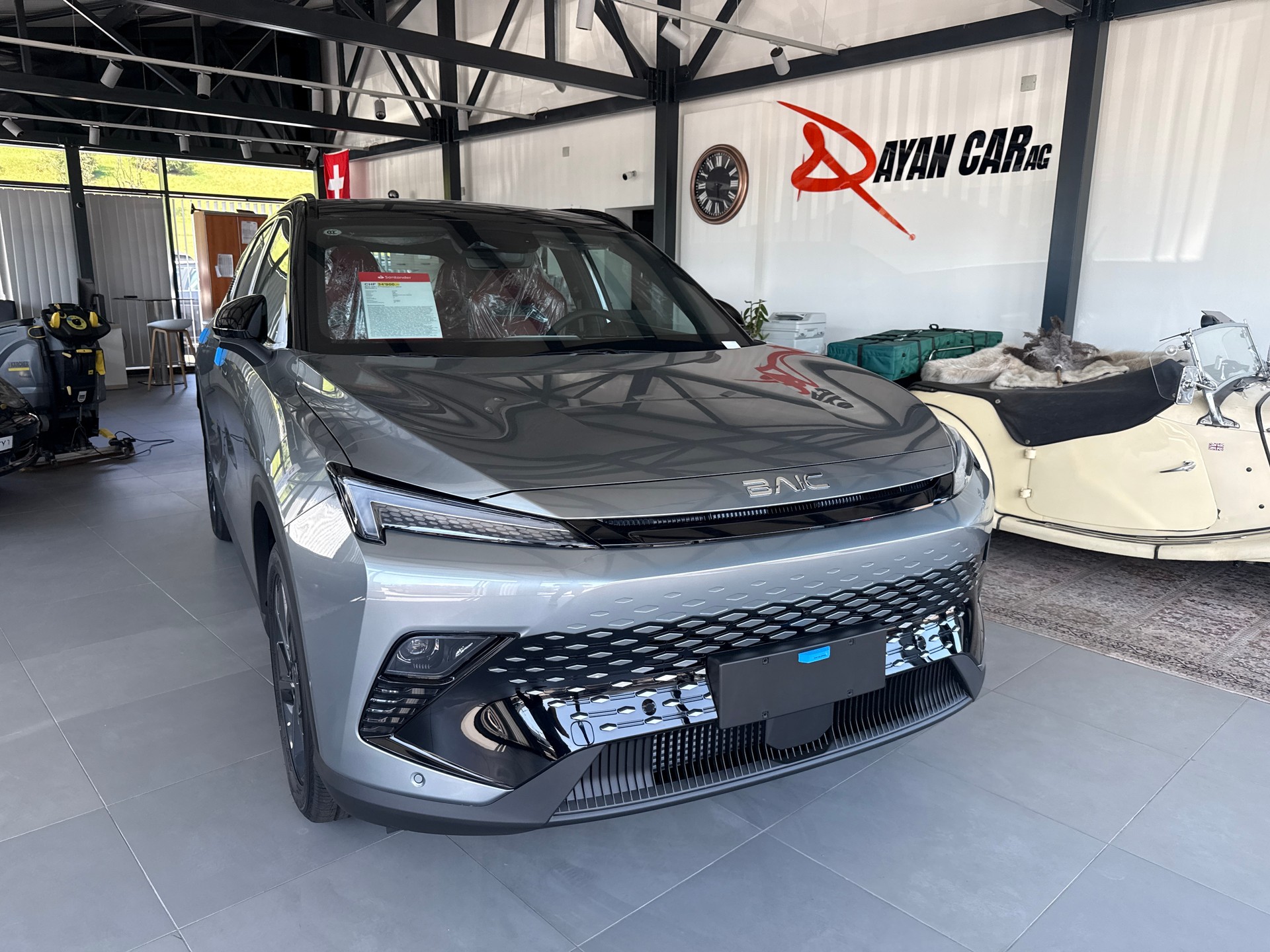 BAIC X55 1.5 Premium-!! 7 Jahre Garantie !!-image-1