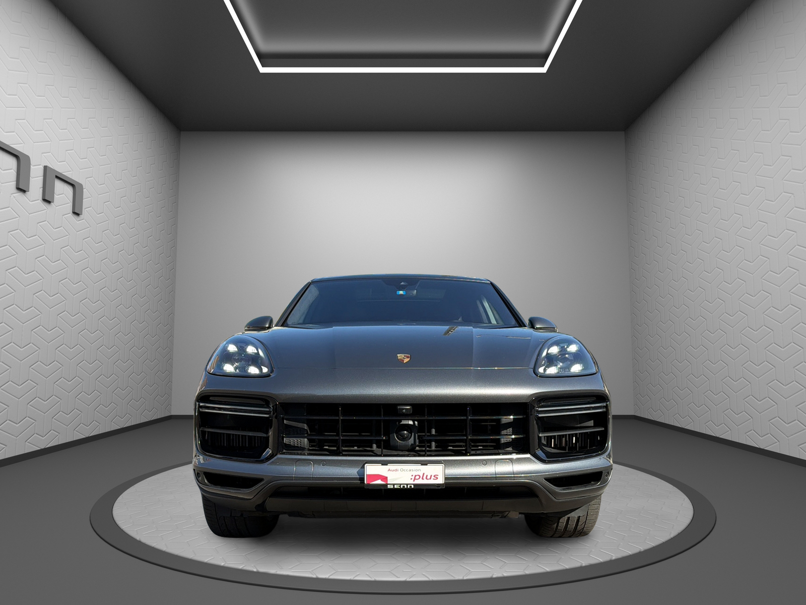 PORSCHE Cayenne Turbo-image-1