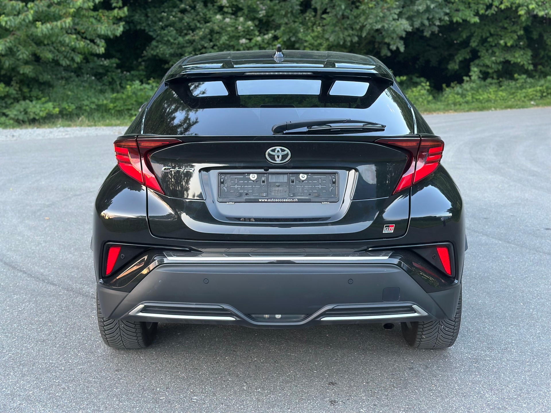 TOYOTA C-HR 2.0 HSD CVT GR Sport-image-2