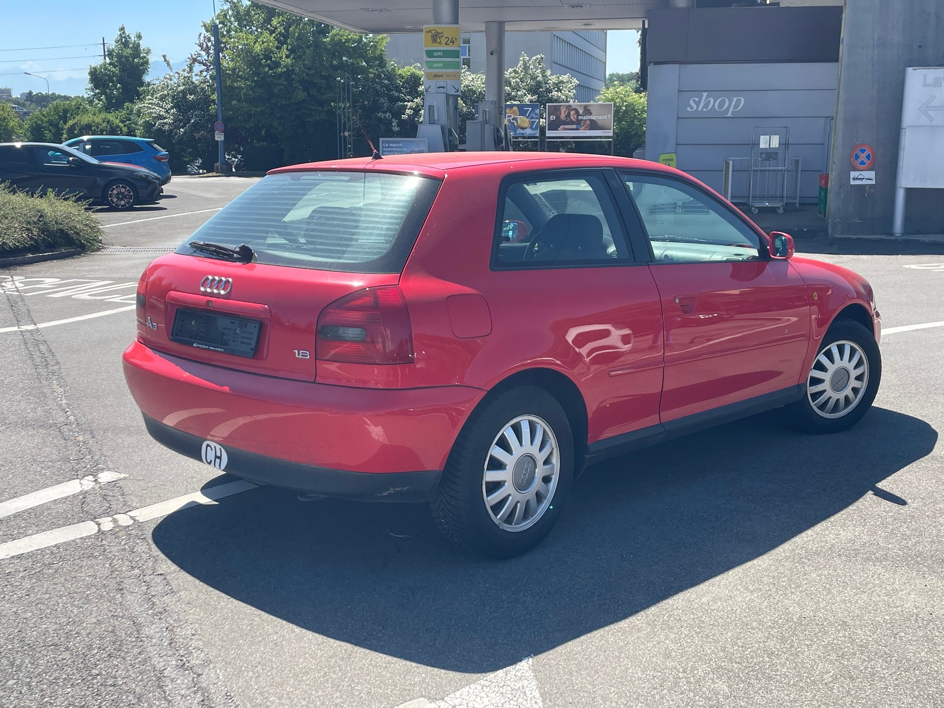 AUDI A3 1.8 Ambition-showroom-element-3