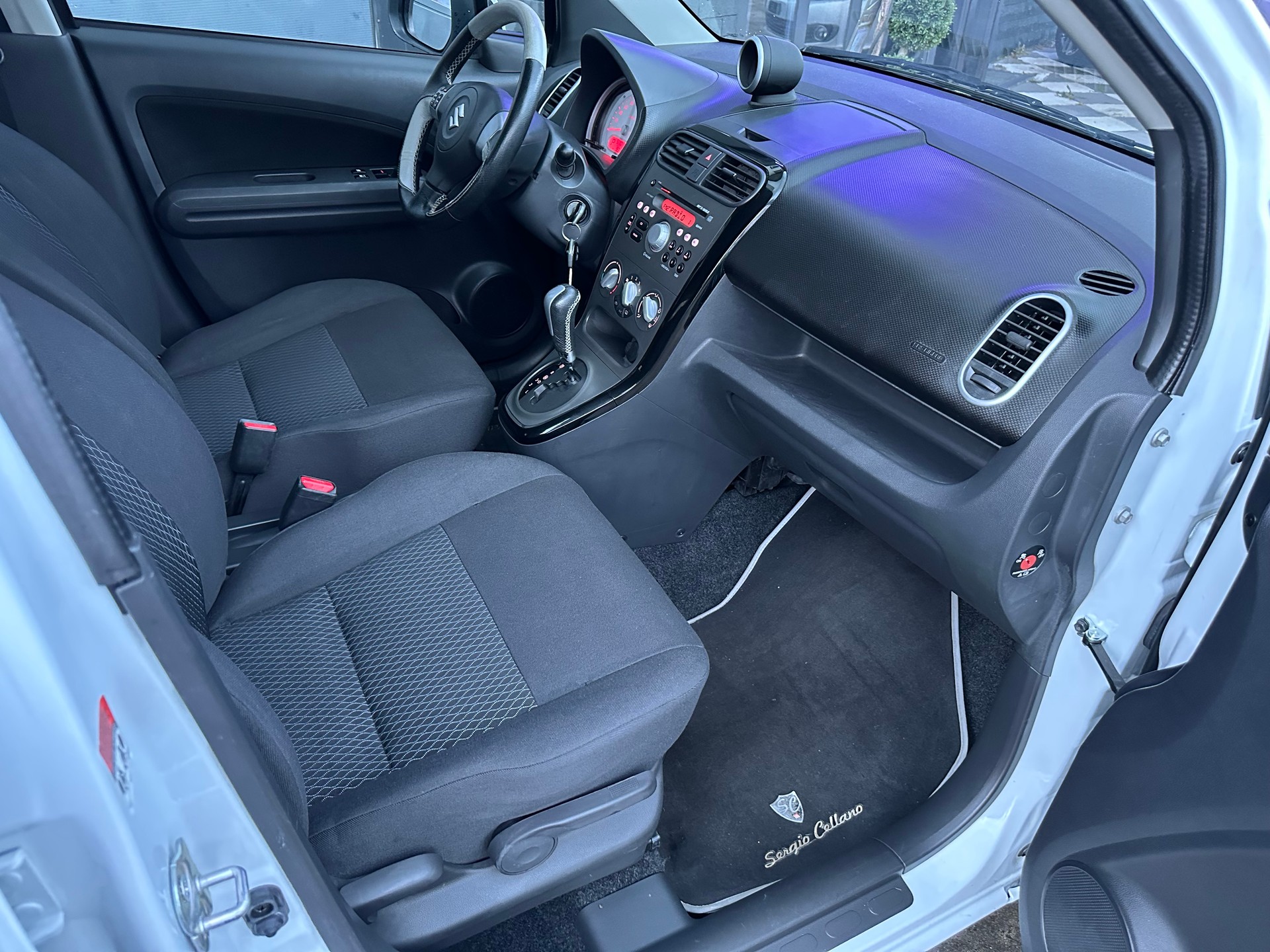 SUZUKI Splash 1.2i 16V GL Sergio Cellano Automatic-image-15