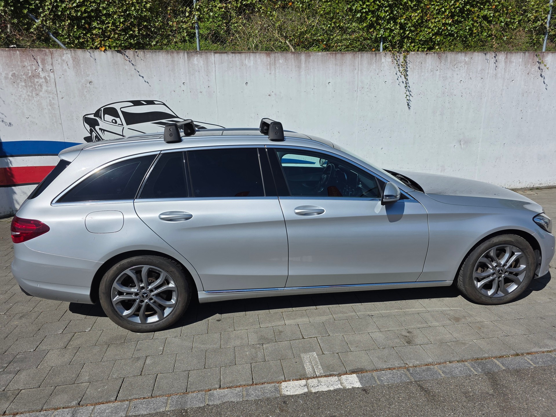 MERCEDES-BENZ C 220 d-image-1