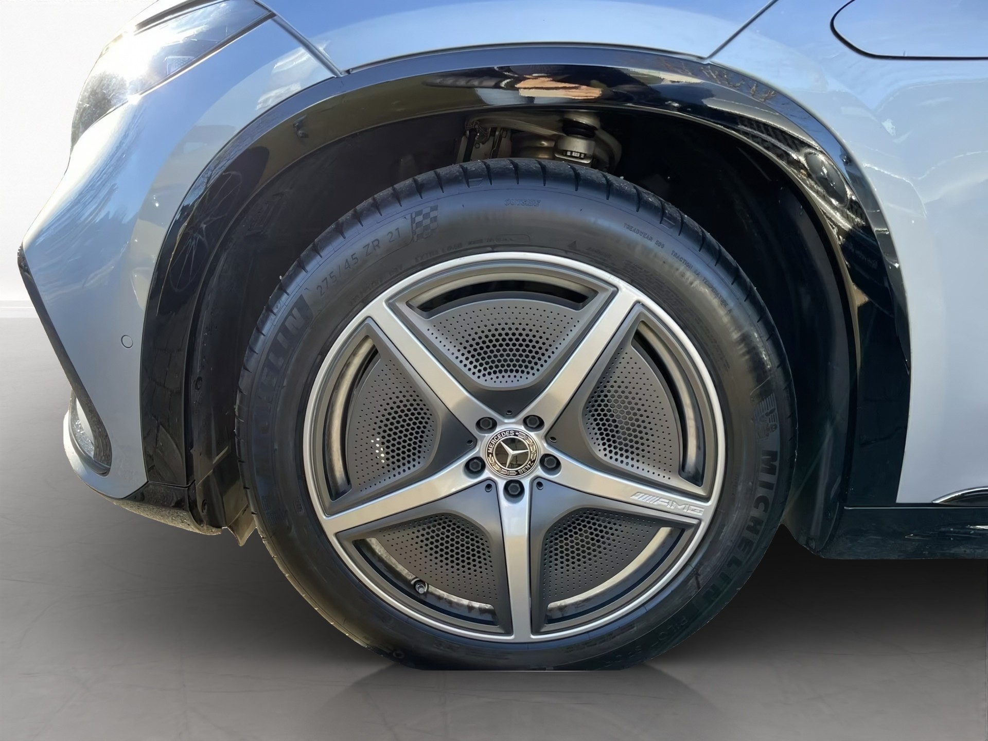 MERCEDES-BENZ EQS SUV 450 4Matic AMG Line Premium-image-27