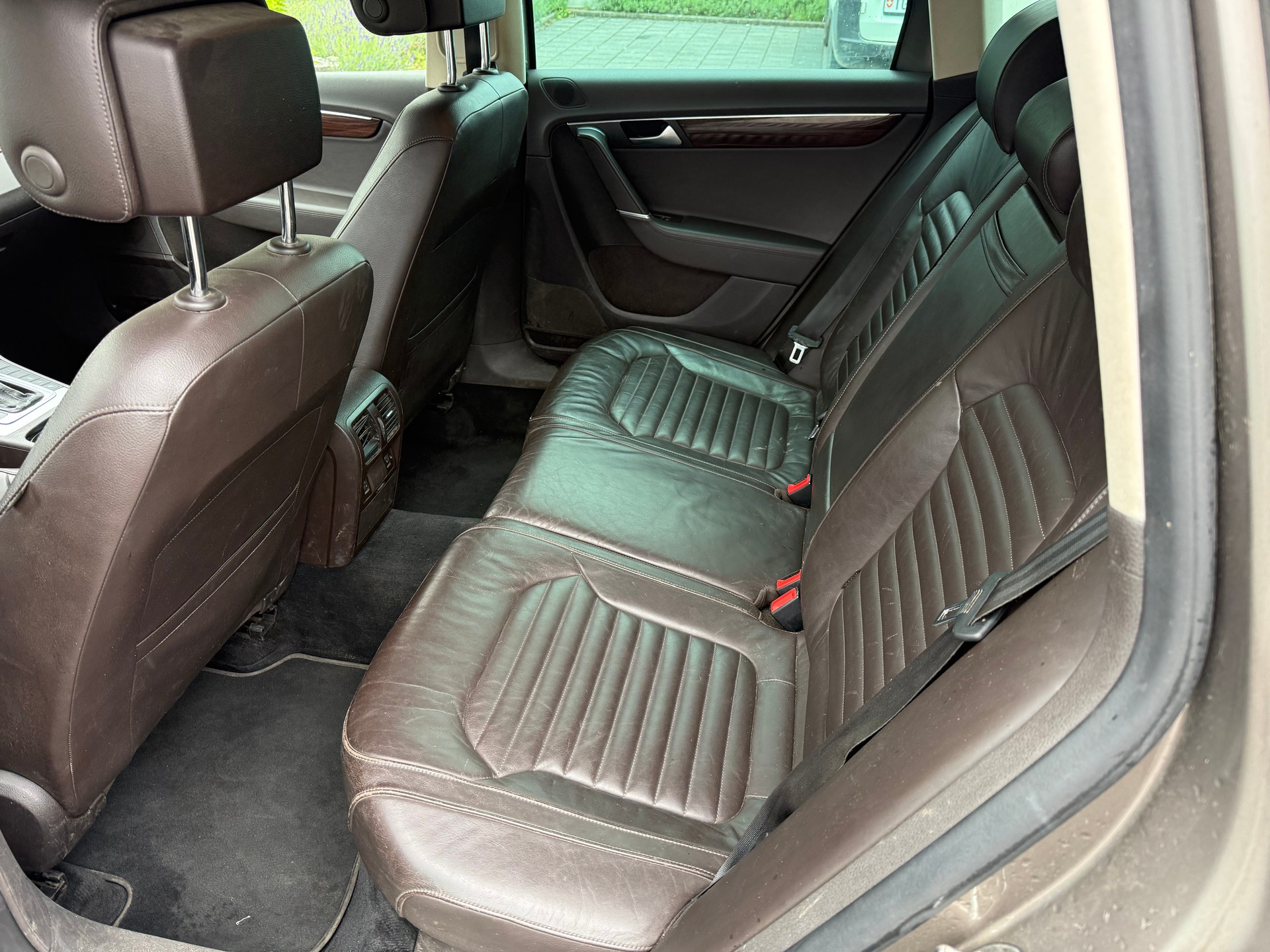 VW Passat Variant 2.0 TSI Comfortline DSG-image-7