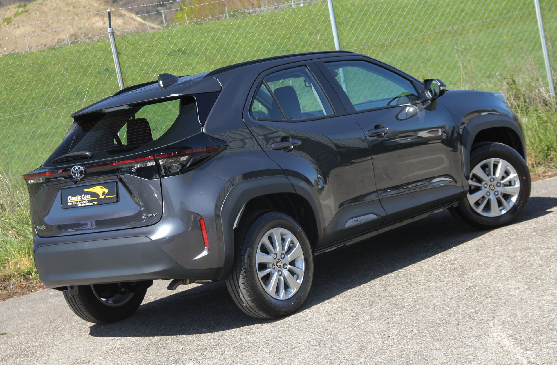 TOYOTA Yaris Cross 1.5 Comfort AWDi e-CVT 130 🇯🇵 ⭐⭐⭐⭐⭐-image-1