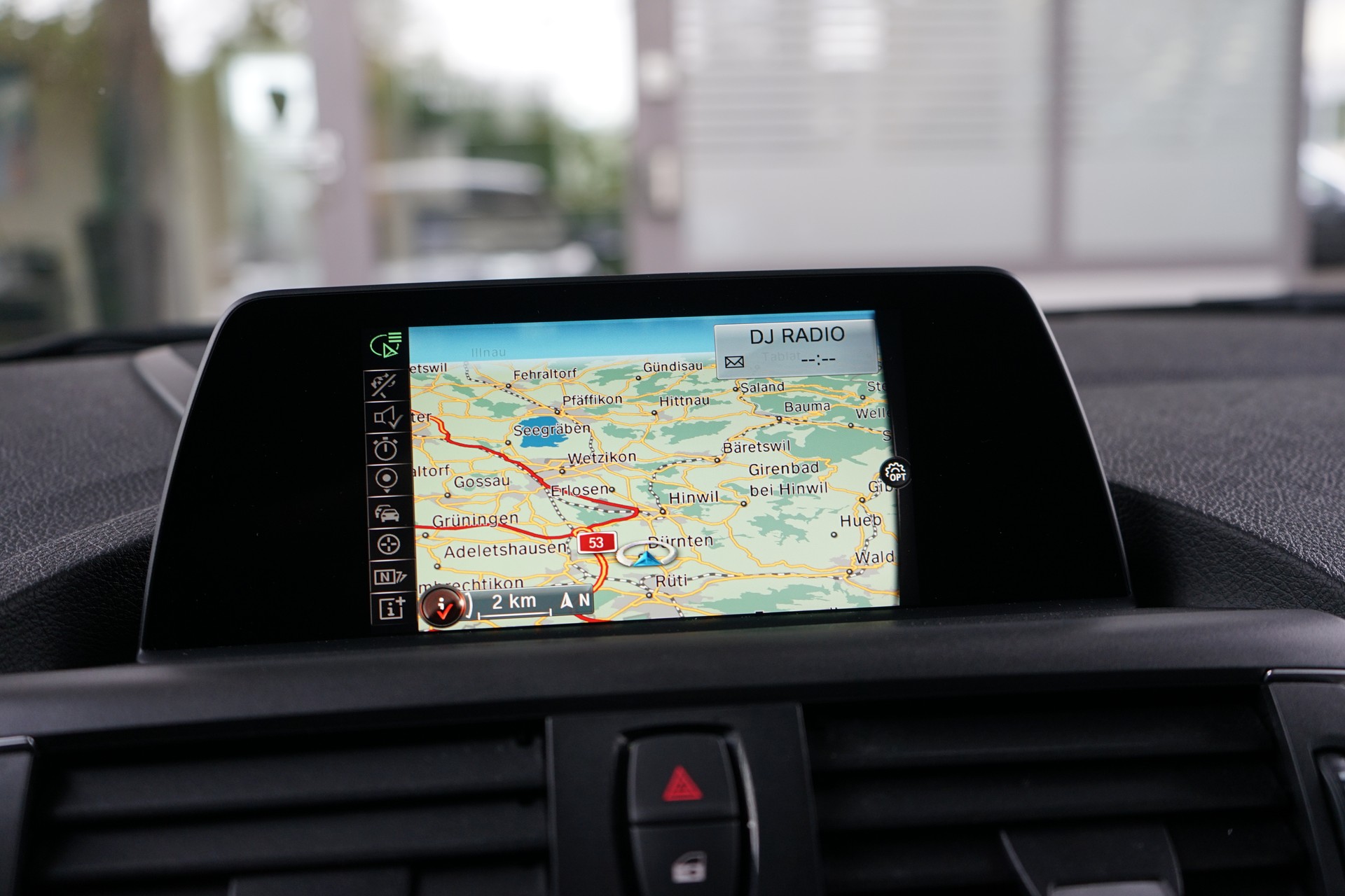 BMW 118i Sport Line Steptronic-image-9