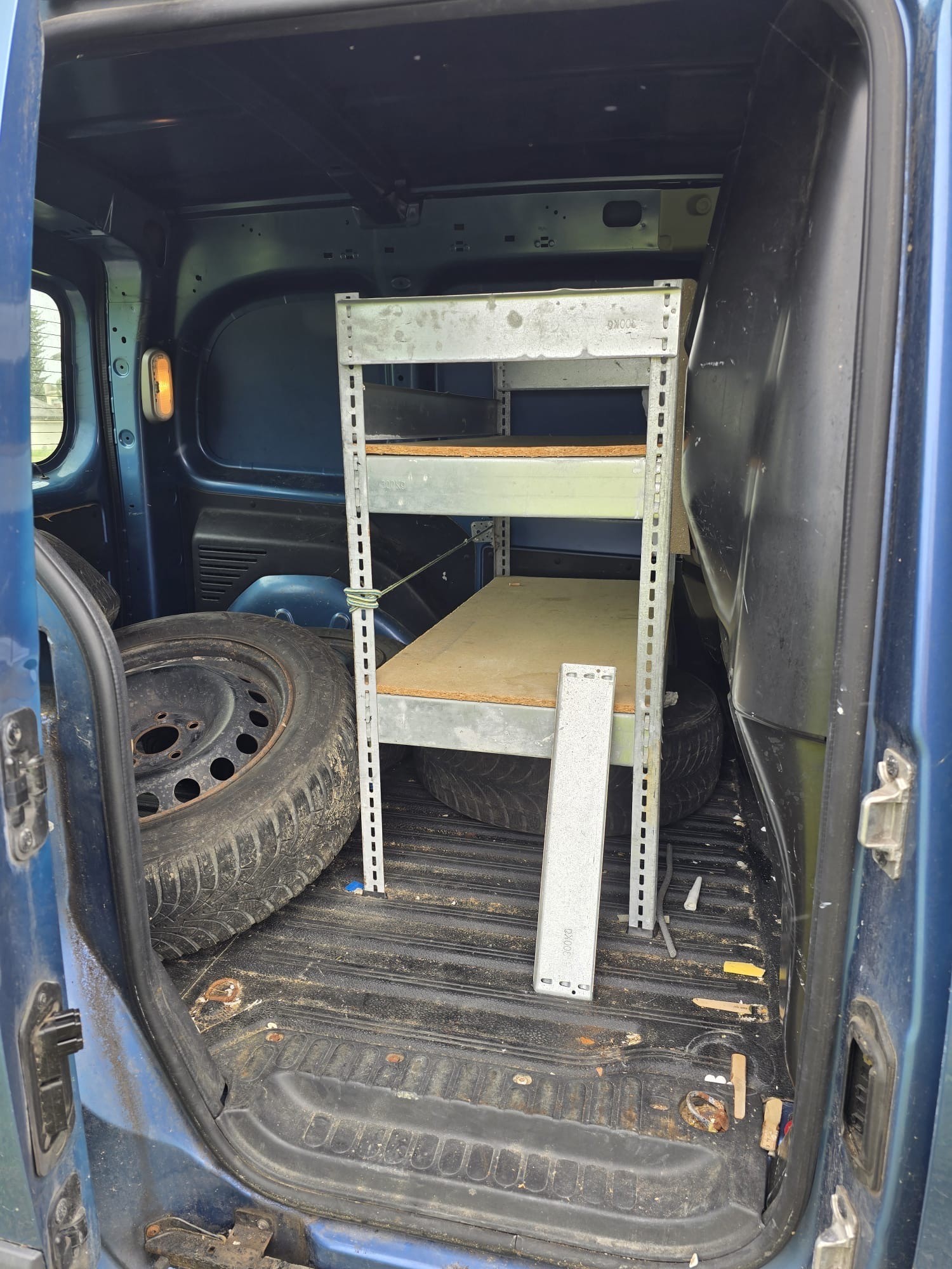 RENAULT Kangoo Medium dCi 90 Access-image-10