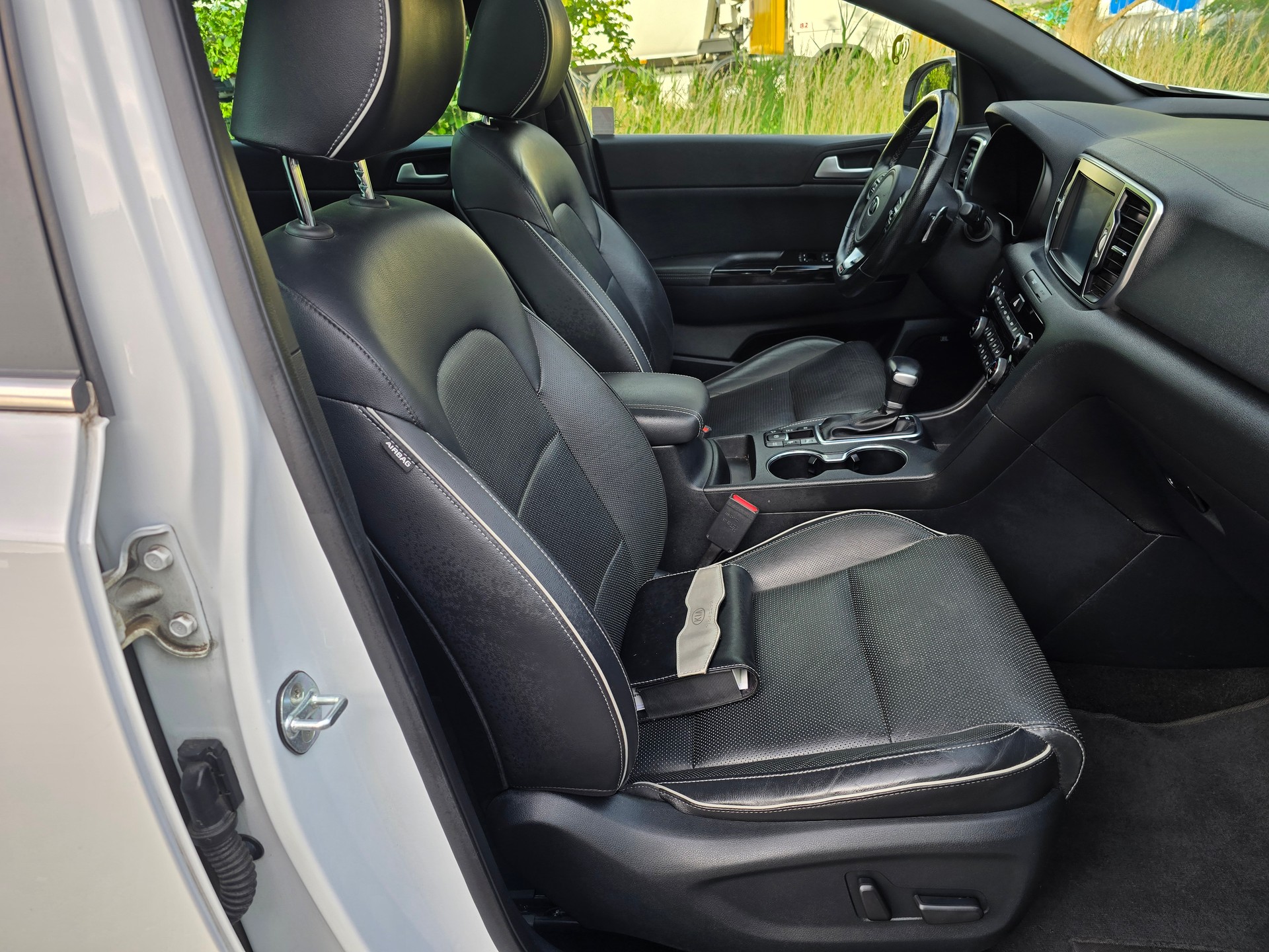 KIA Sportage 2.0CRDi Style GT Line 4WD Automat-image-11