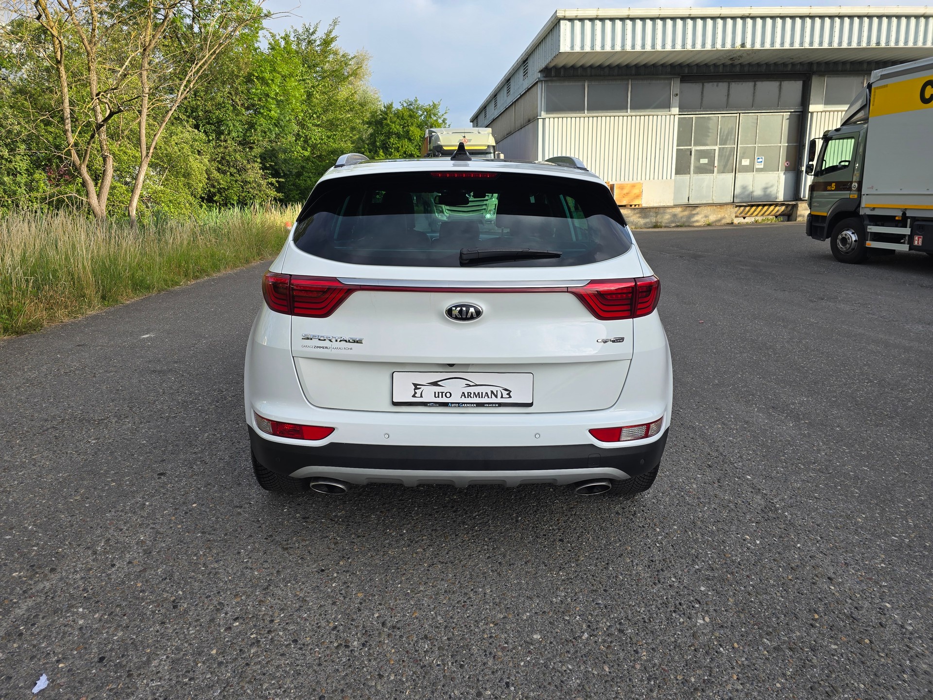 KIA Sportage 2.0CRDi Style GT Line 4WD Automat-image-3