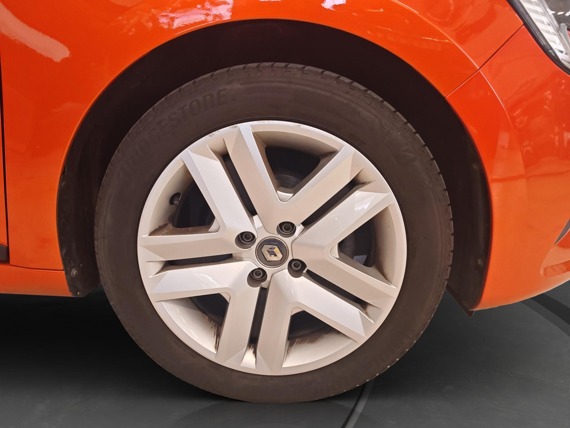 RENAULT Clio 1.0 Zen-image-16