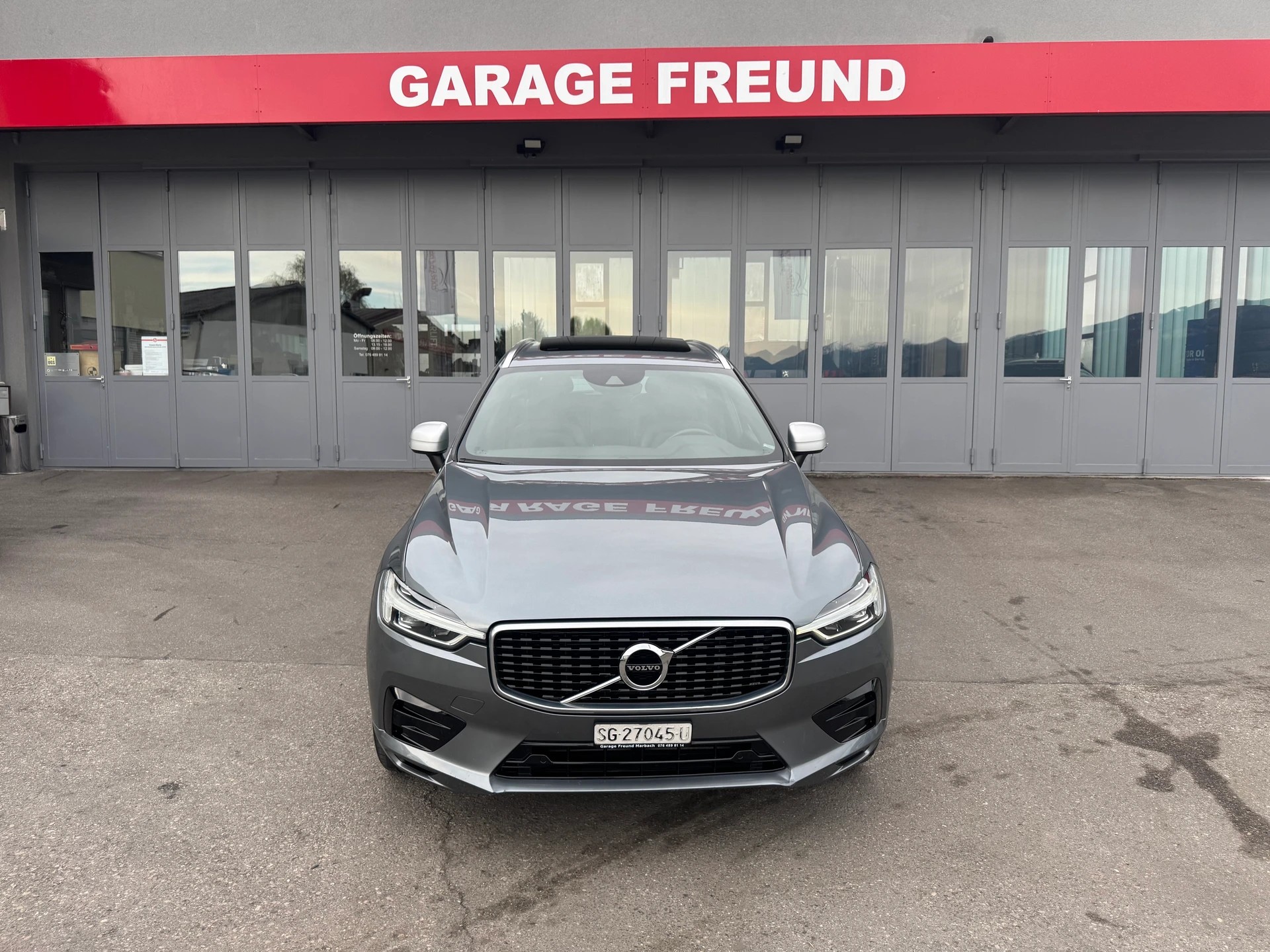 VOLVO XC60 D5 AWD R-Design Geartronic-image-7