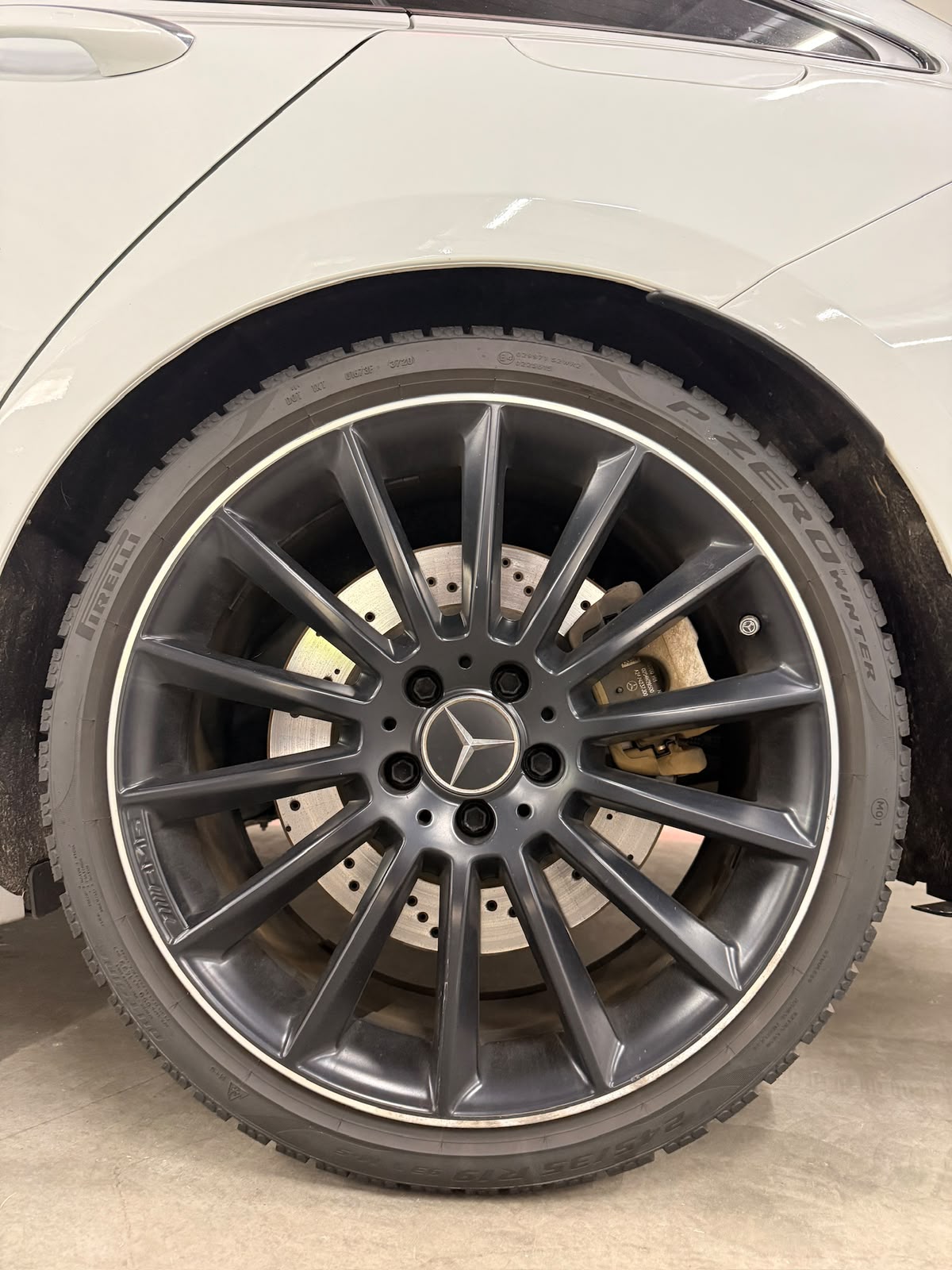 MERCEDES-BENZ CLA Shooting Brake 35 AMG 4Matic 7G-DCT-image-10