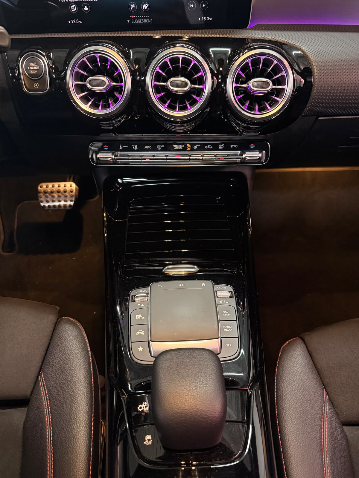MERCEDES-BENZ CLA Shooting Brake 35 AMG 4Matic 7G-DCT-image-18