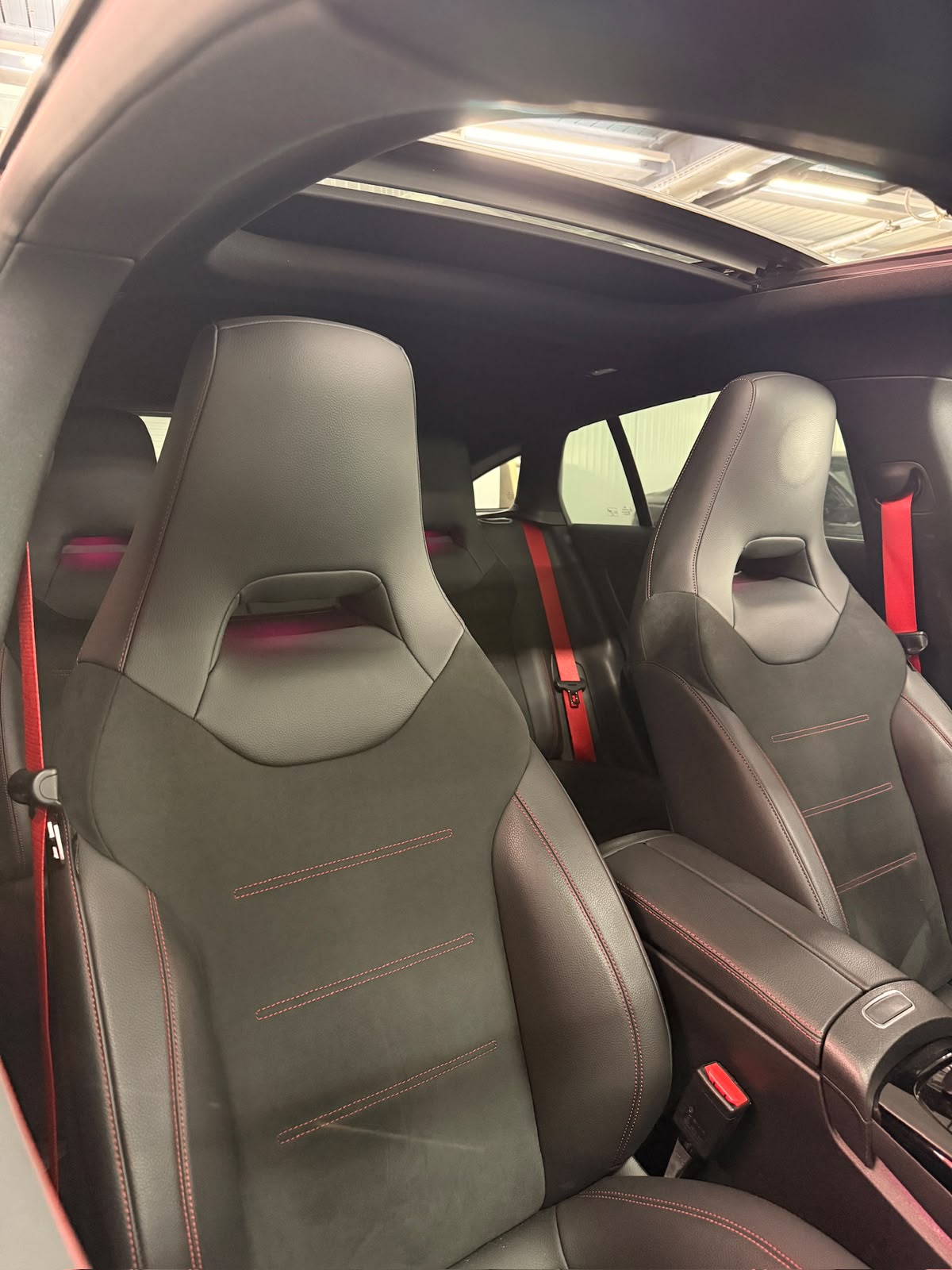 MERCEDES-BENZ CLA Shooting Brake 35 AMG 4Matic 7G-DCT-image-12