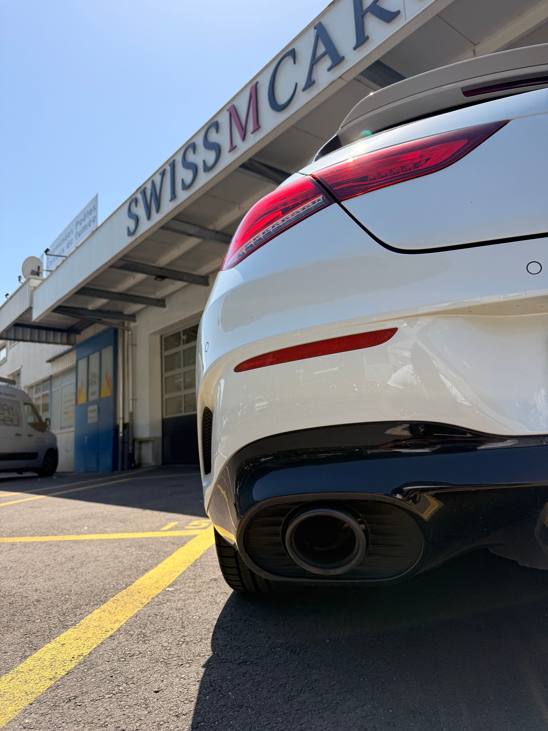 MERCEDES-BENZ CLA Shooting Brake 35 AMG 4Matic 7G-DCT-image-10
