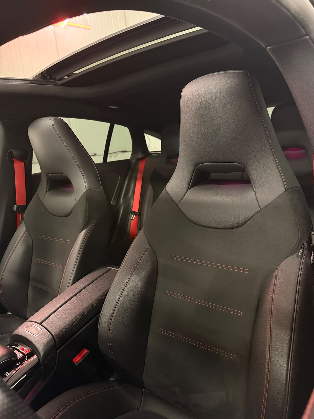 MERCEDES-BENZ CLA Shooting Brake 35 AMG 4Matic 7G-DCT-image-11