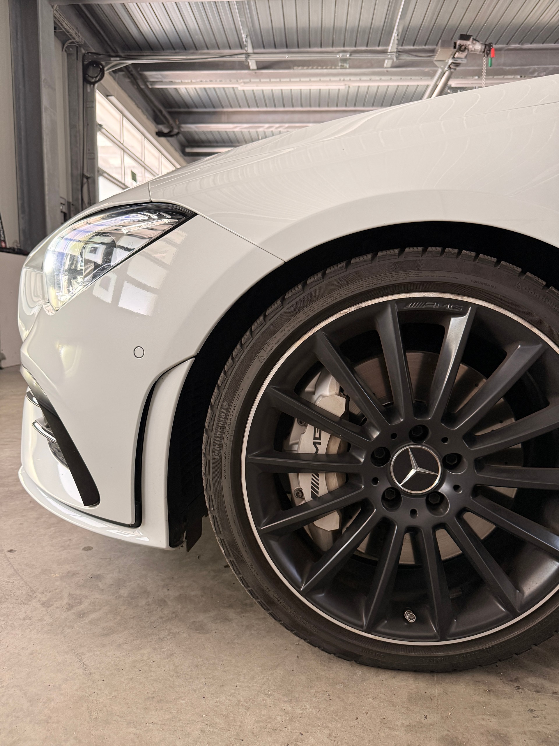 MERCEDES-BENZ CLA Shooting Brake 35 AMG 4Matic 7G-DCT-image-29