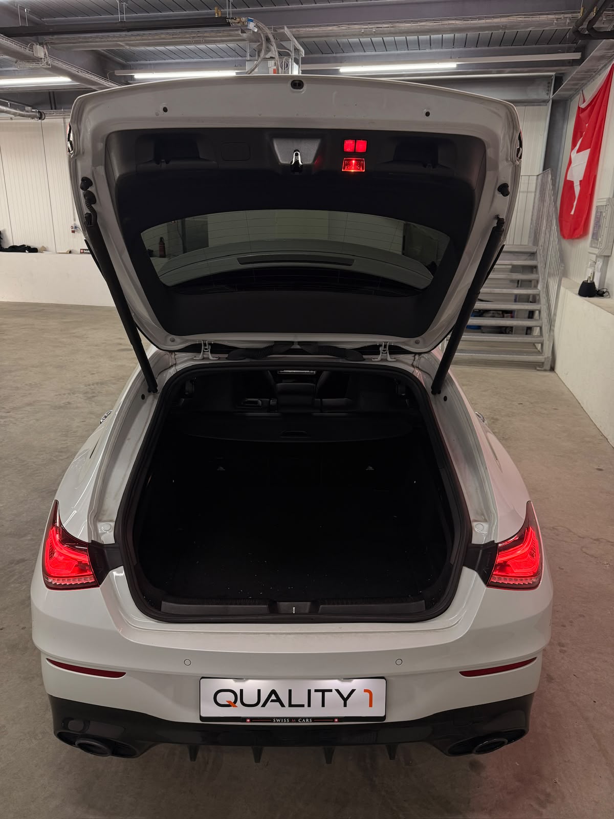 MERCEDES-BENZ CLA Shooting Brake 35 AMG 4Matic 7G-DCT-image-24