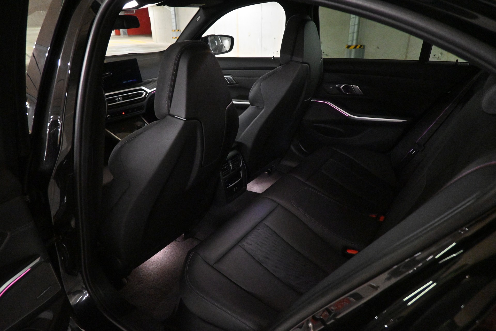 BMW M3 Competition xDrive-image-9