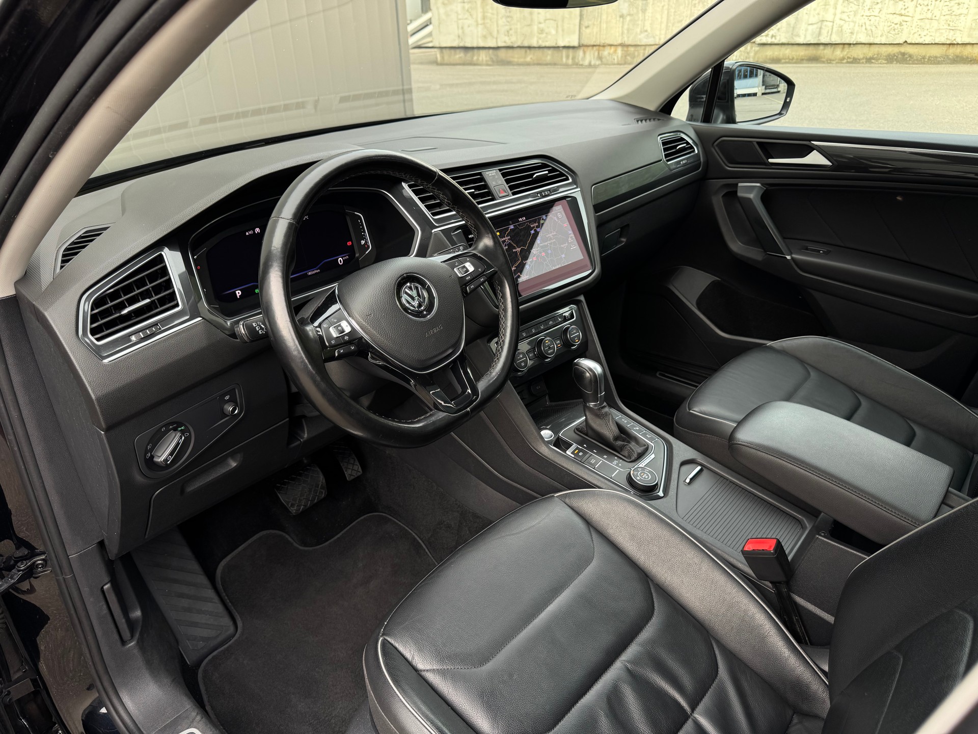 VW 2.0 TDI SCR Highline DSG-image-6
