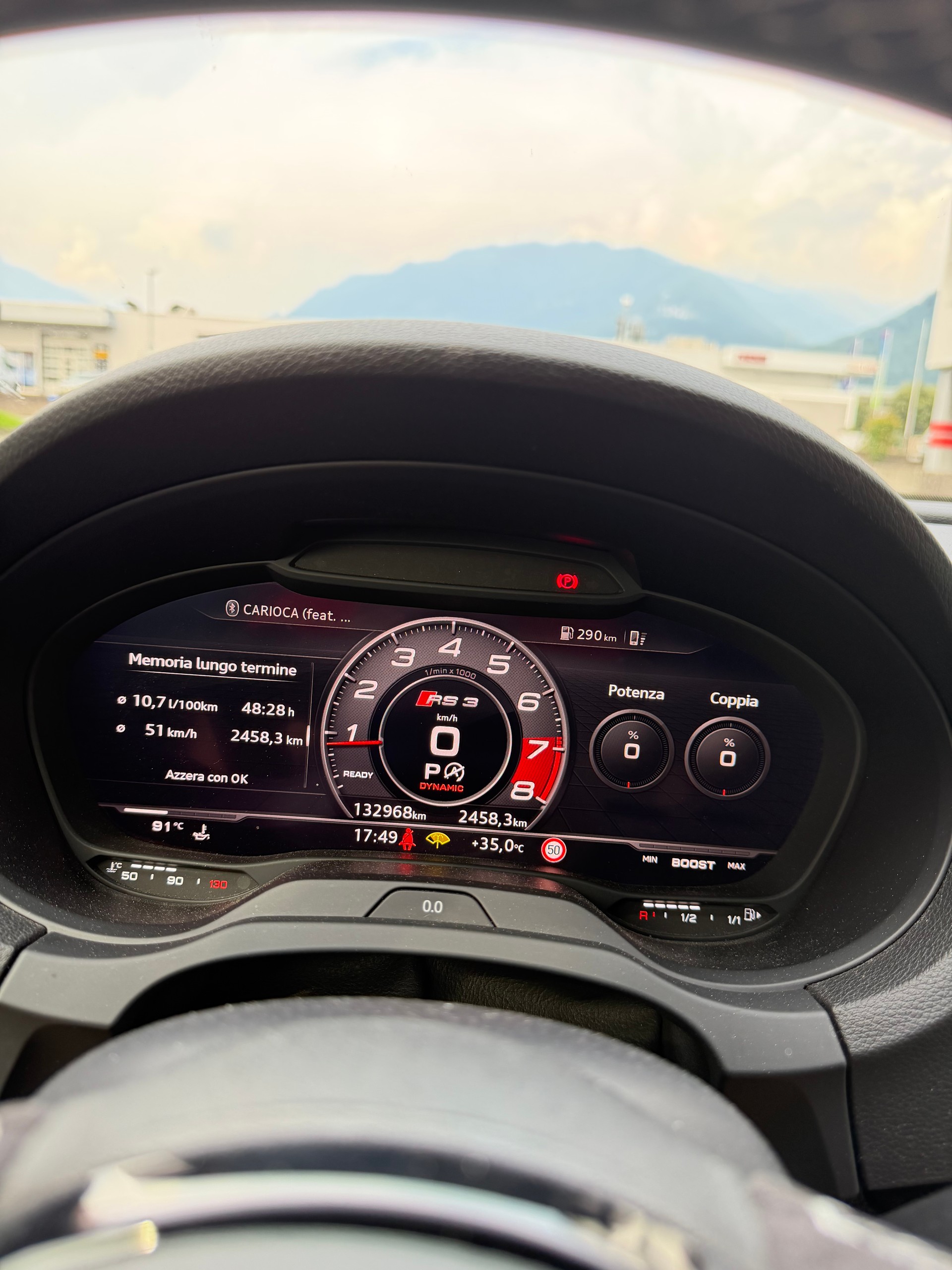 AUDI 2.5 T FSI quattro S-Tronic-image-8