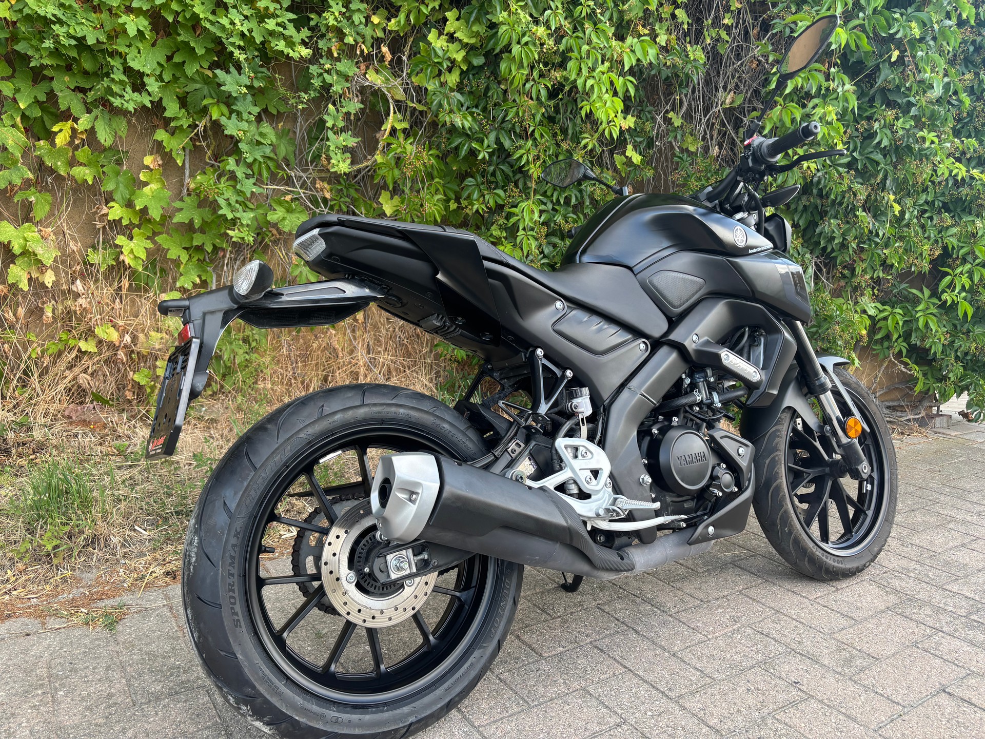 YAMAHA MT-125 ABS-image-10