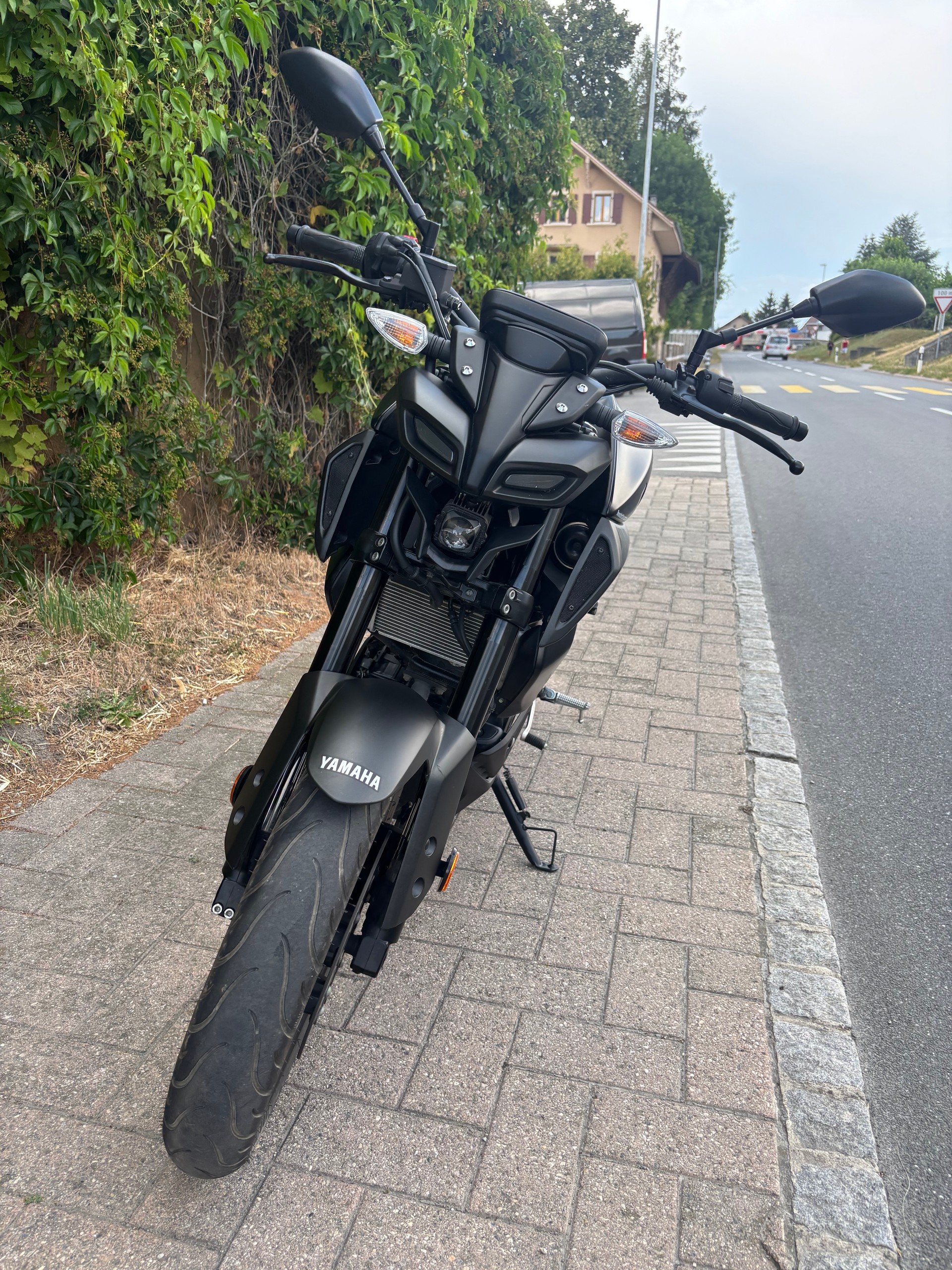 YAMAHA MT-125 ABS-image-4