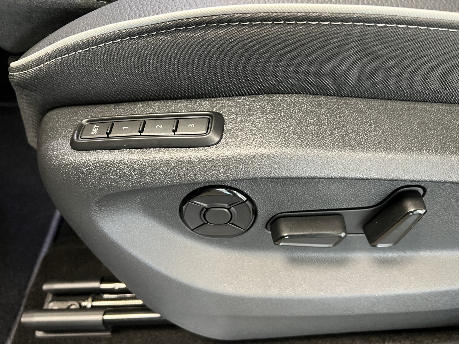 SKODA Kodiaq 1.5 TSI PHEV Sportline-image-15