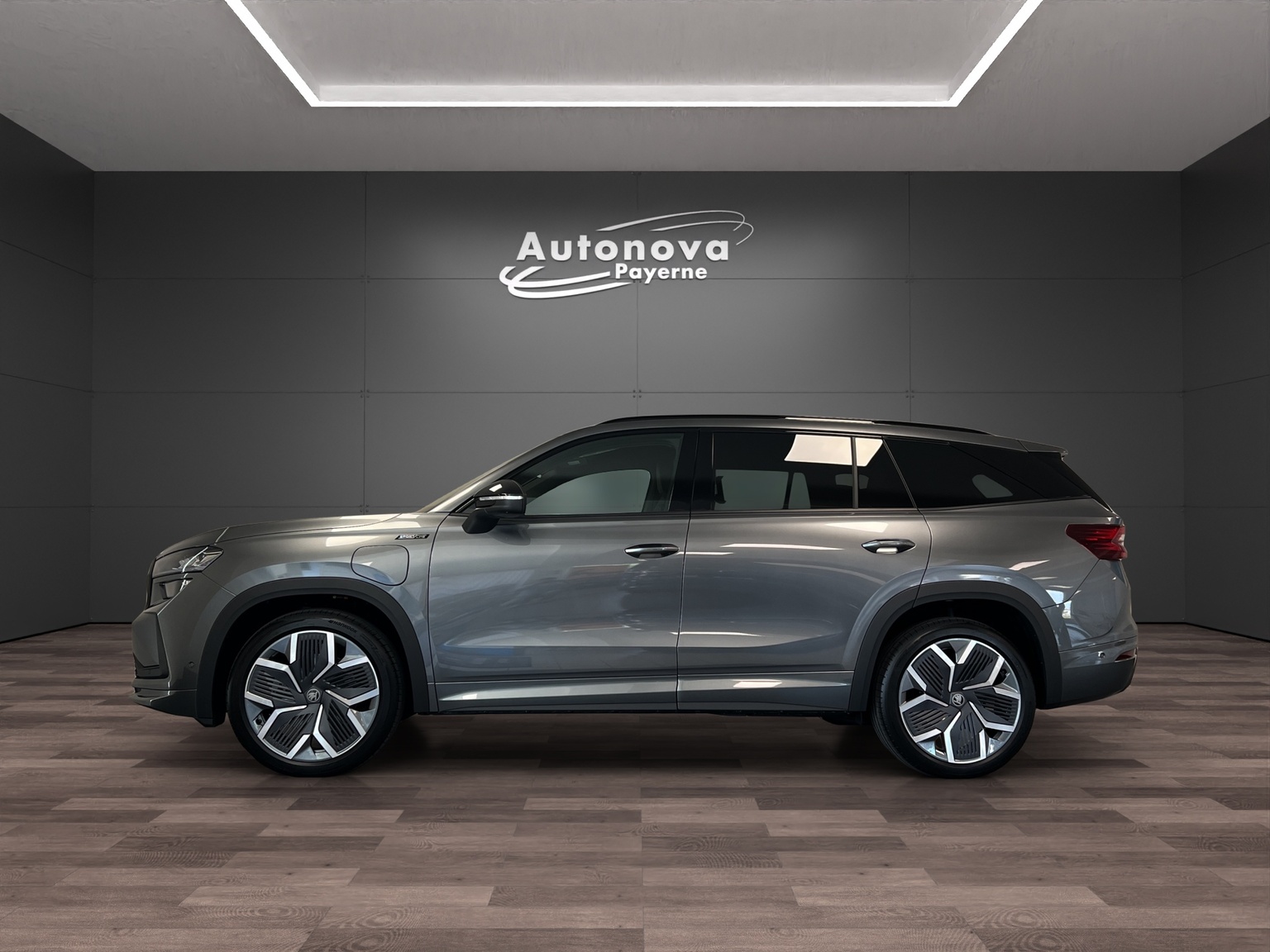 SKODA Kodiaq 1.5 TSI PHEV Sportline-image-2