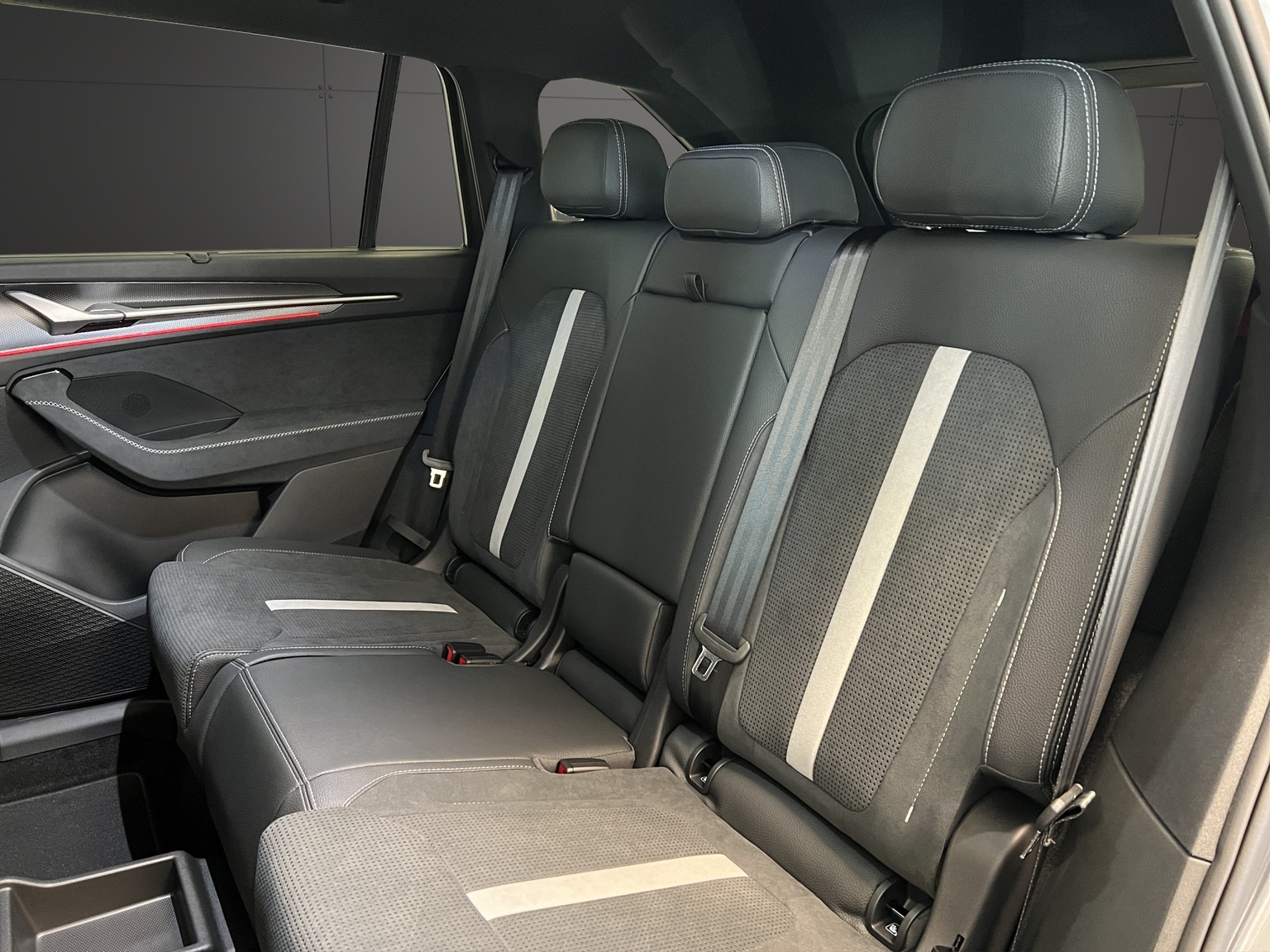SKODA Kodiaq 1.5 TSI PHEV Sportline-image-7