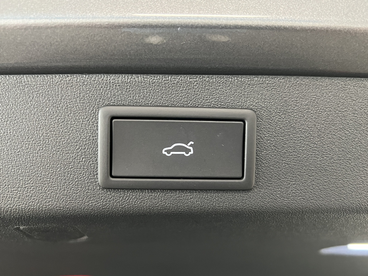 SKODA Kodiaq 1.5 TSI PHEV Sportline-image-12