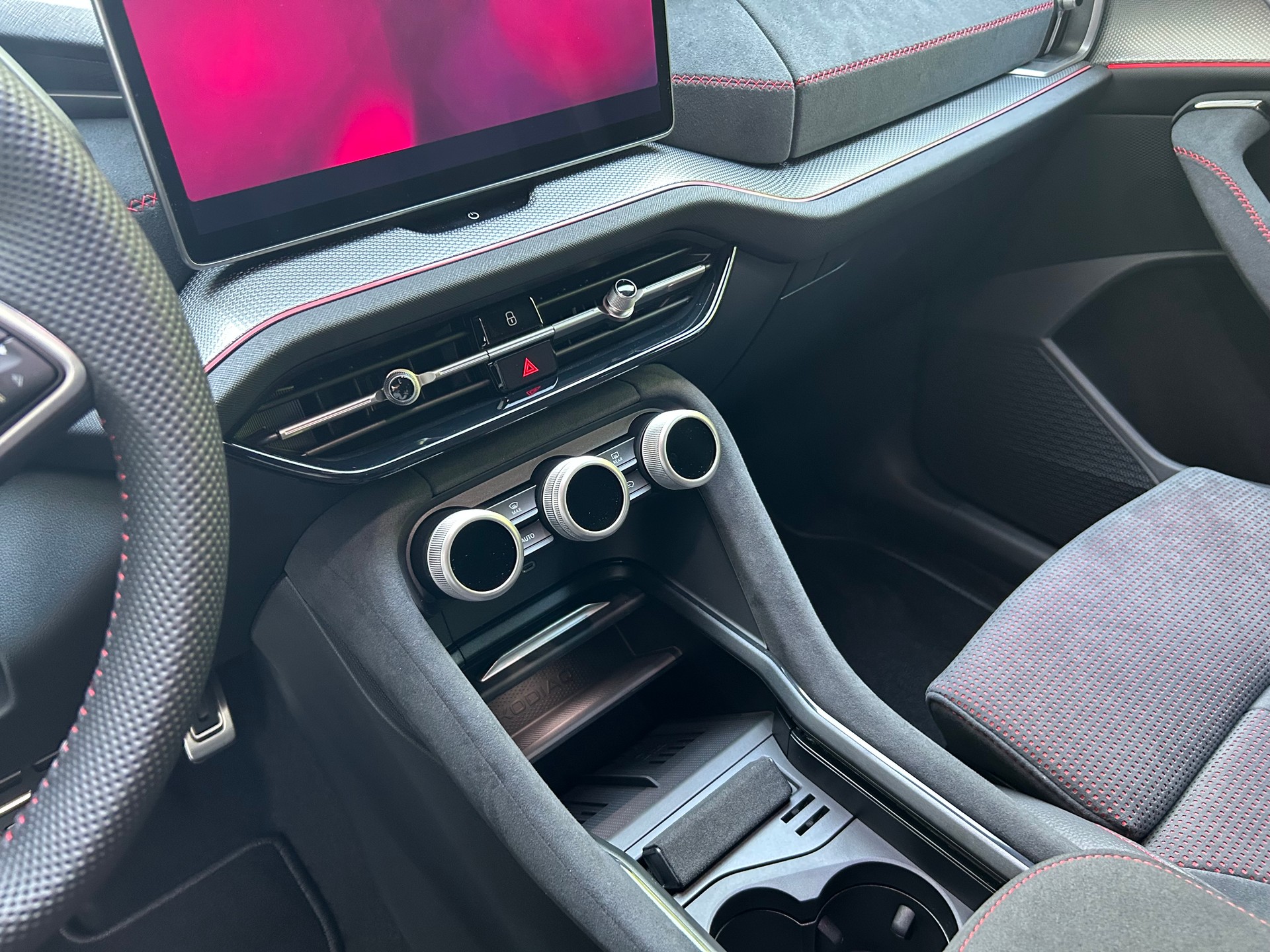 SKODA Kodiaq 2.0 TSI RS 4x4-image-7