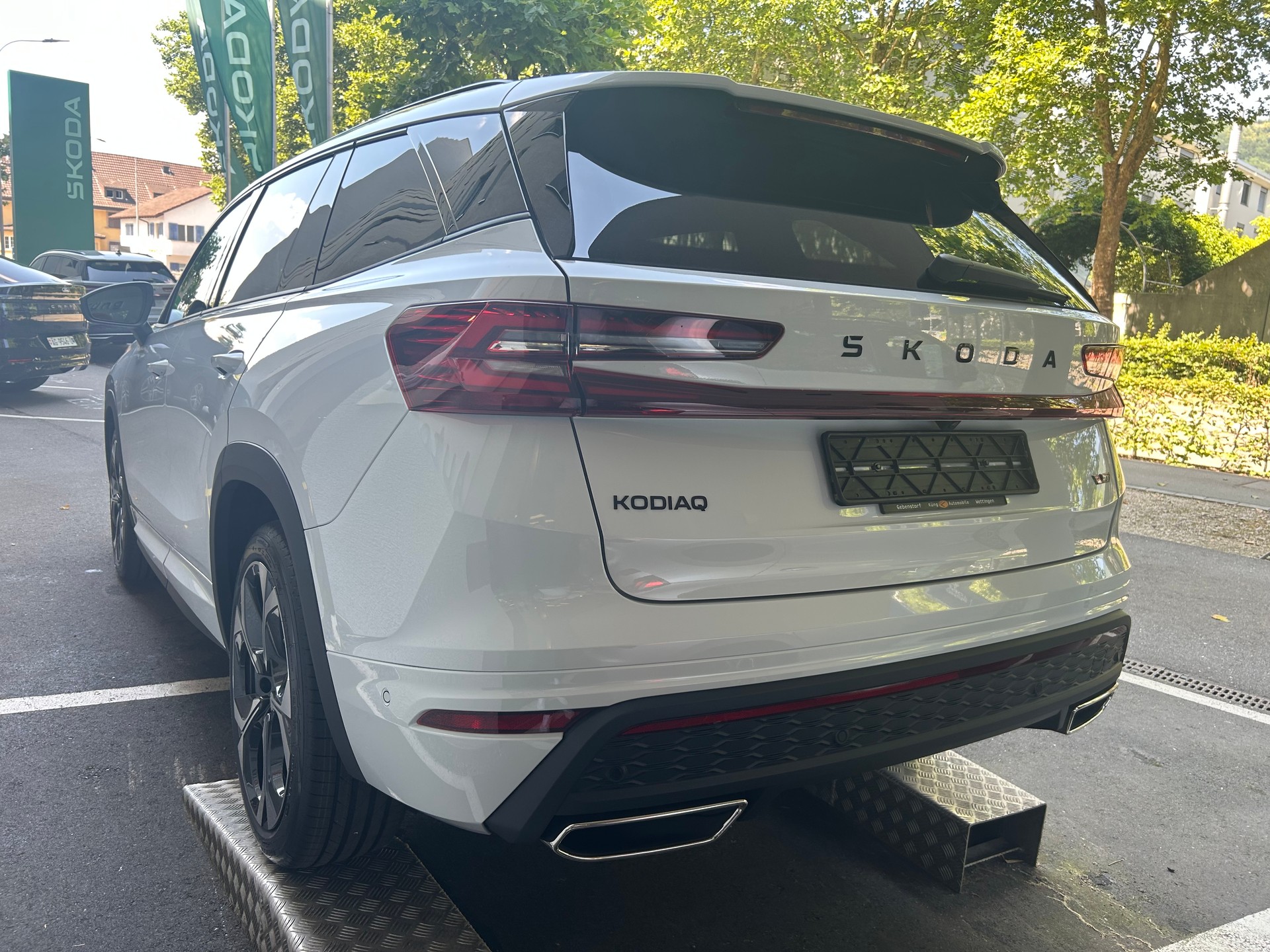 SKODA Kodiaq 2.0 TSI RS 4x4-showroom-element-3