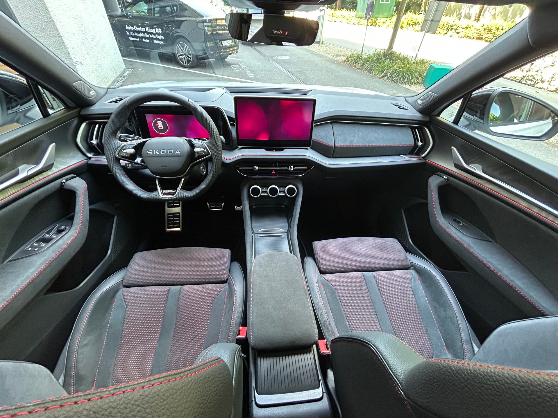 SKODA Kodiaq 2.0 TSI RS 4x4-image-9