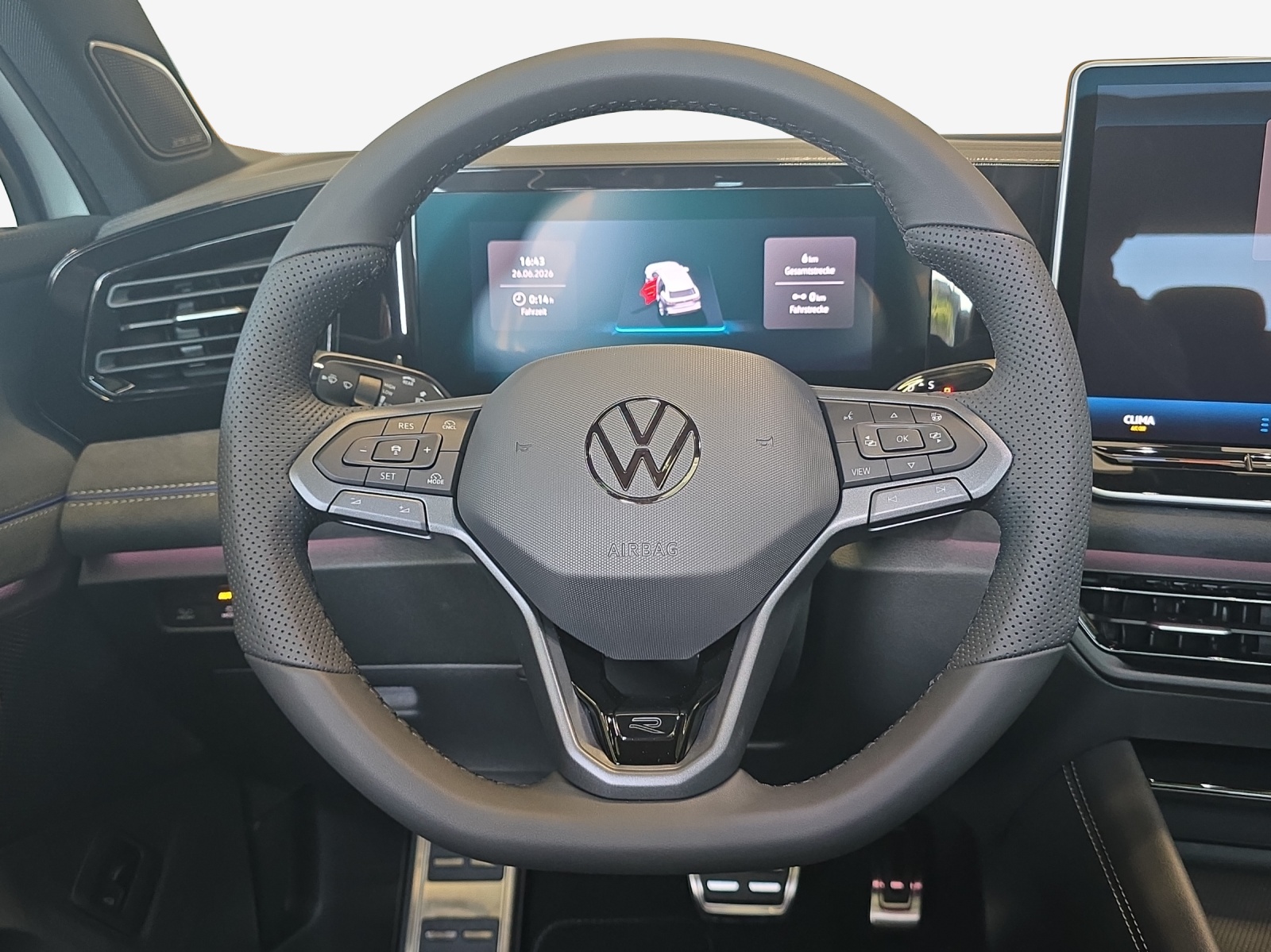 VW Tiguan 2.0 TSI DSG R-Line 4Motion-image-9