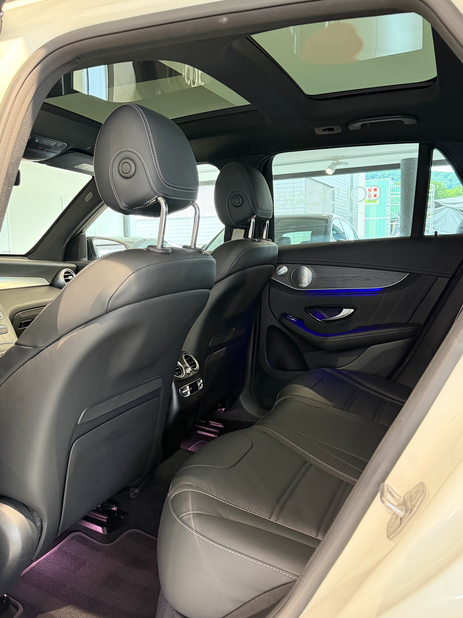 MERCEDES-BENZ GLC 63 S AMG 4Matic 9G-Tronic-image-13