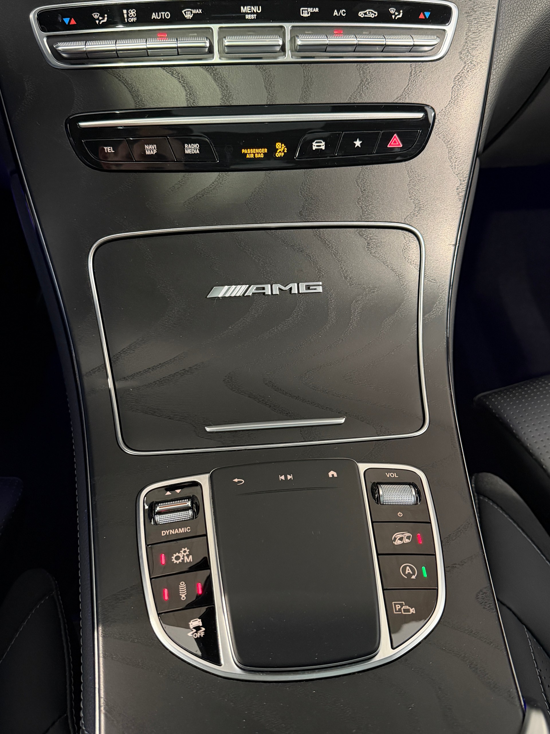 MERCEDES-BENZ GLC 63 S AMG 4Matic 9G-Tronic-image-9