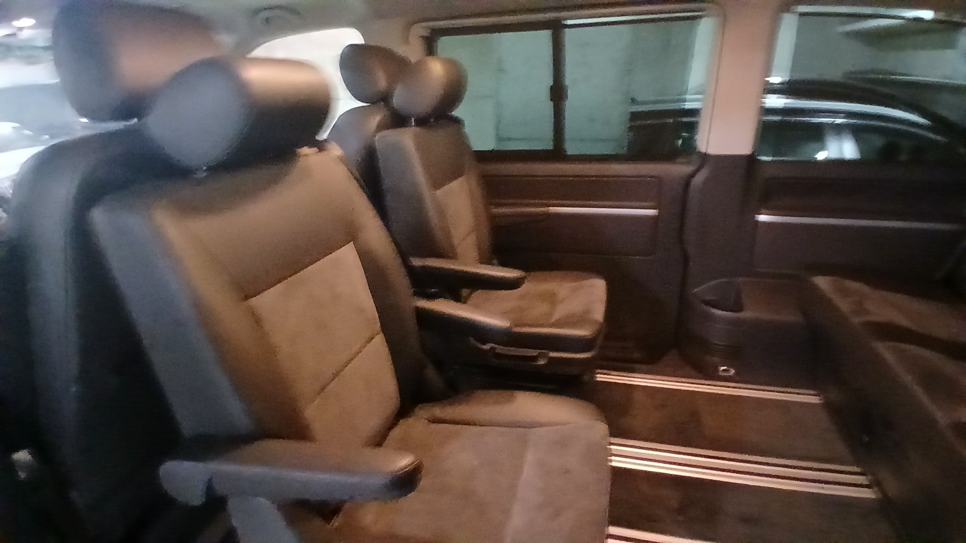 VW T5 Multivan 2.0 TDI CR Highline 4Motion-image-14