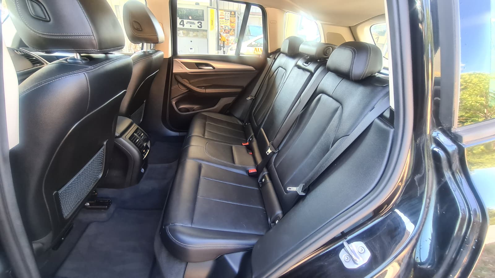 BMW X3 xDrive 20d Steptronic ** mit Voll-Leder Sitze ** Frisch ab MFK und Service **-image-18