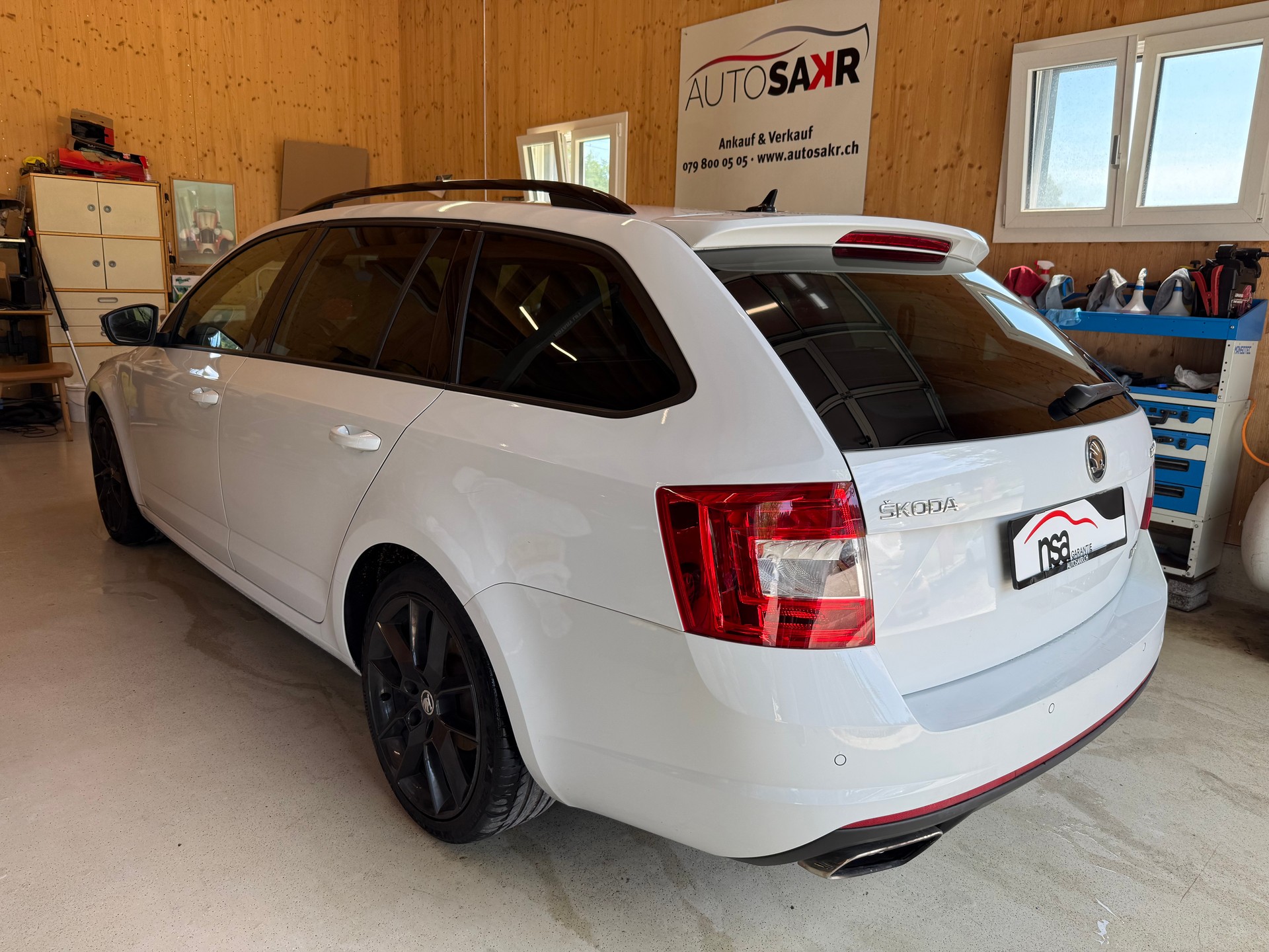 SKODA Octavia Combi 2.0 TSI RS DSG-image-5