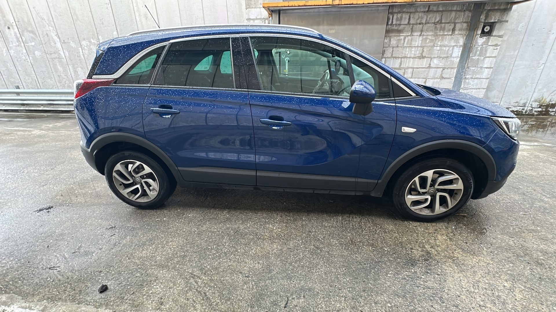 OPEL Crossland X 1.2i TP Ultimate Automatik-image-3