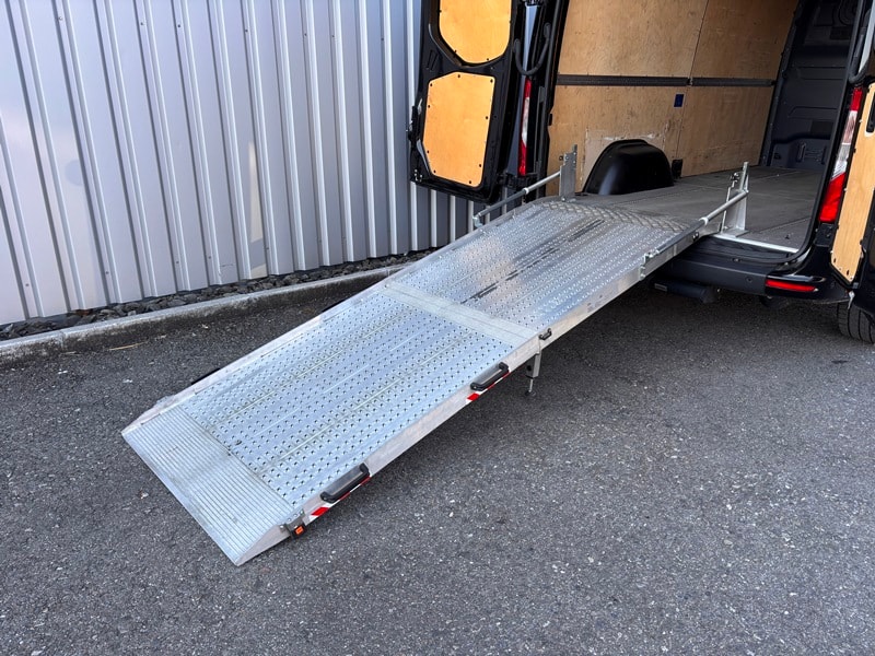 MERCEDES-BENZ Sprinter 317 CDI Standard 9G-TRONIC-image-16