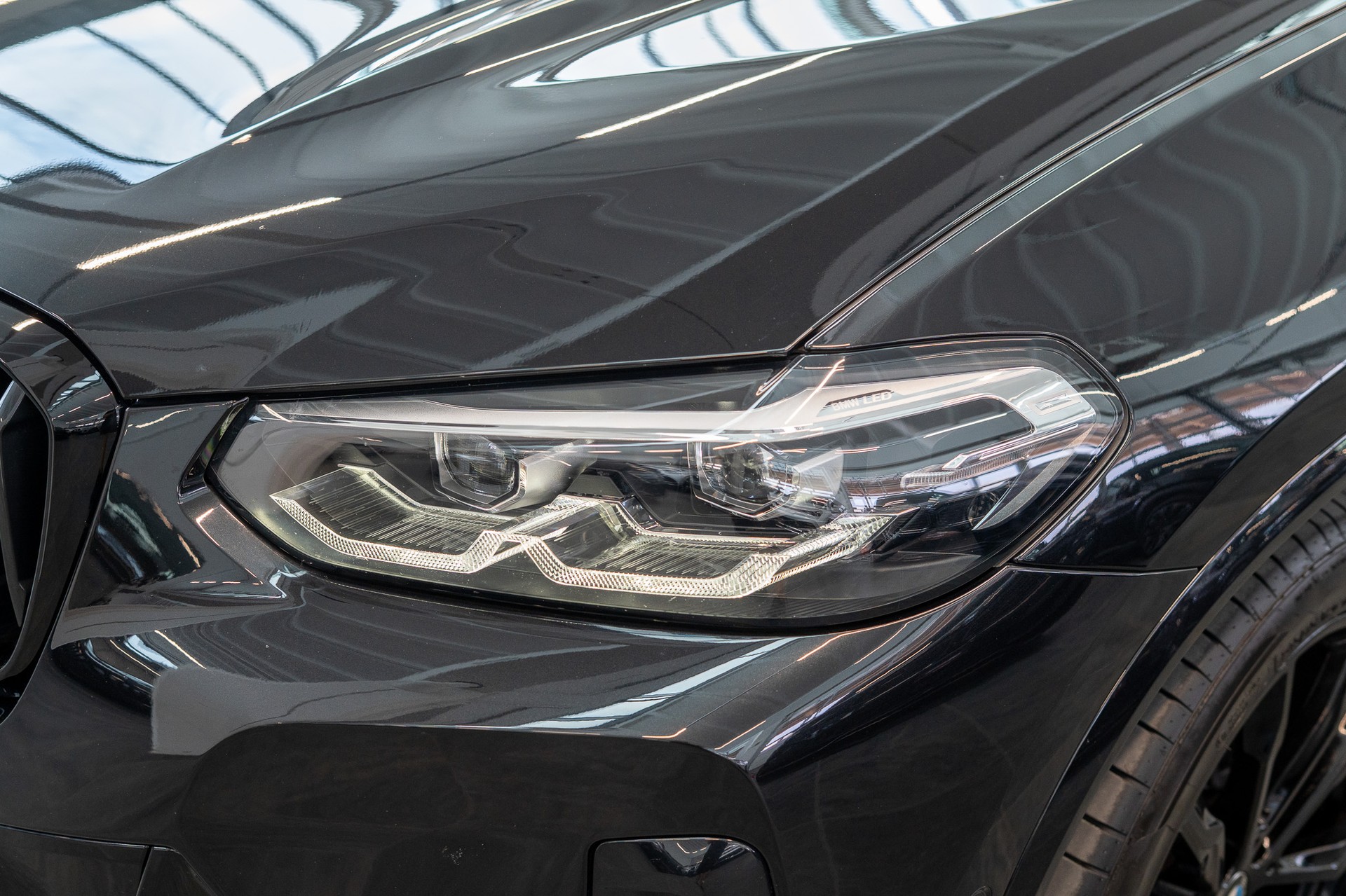 BMW X3 20i xDrive M Sport SAG / CH-Fahrzeug / 360§Kamera / el.Sitze-image-23