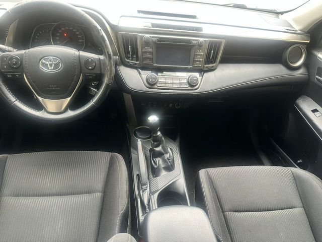 TOYOTA RAV-4 2.0 16V Style-image-6