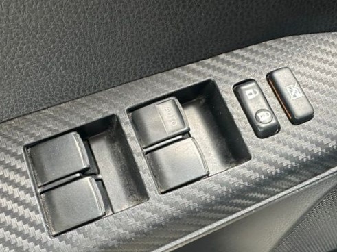 TOYOTA RAV-4 2.0 16V Style-image-14