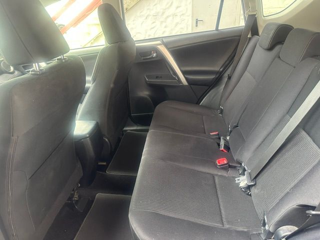 TOYOTA RAV-4 2.0 16V Style-image-10